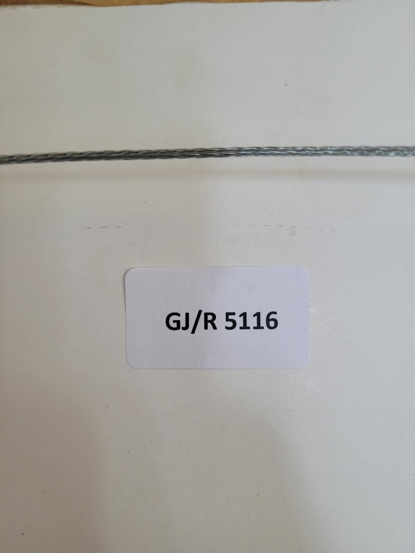 Ölgemälde eines anmutigen Porträts einer Frau in edlem, zeitlosen Stil