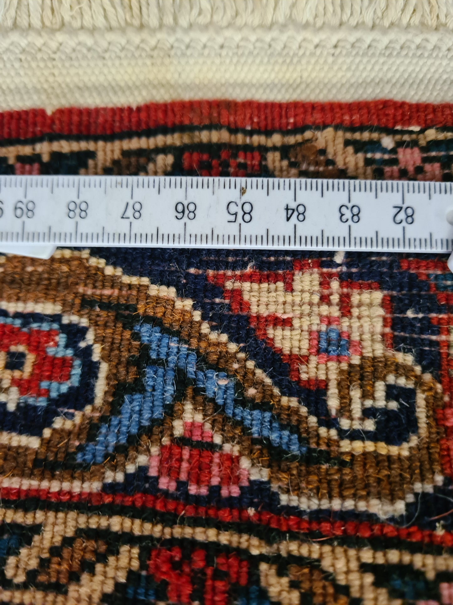 Feiner Handgeknüpfter Perser Bidjar Orientteppich mit Floralen Motiven 95X75cm