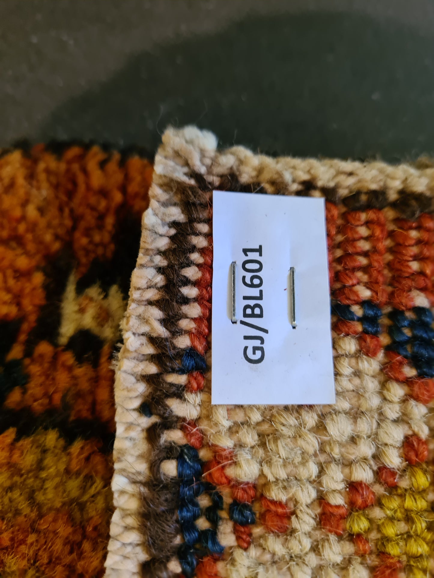 Antiker Handgeknüpfter Esari Orientteppich Sammlerstück aus dem Orient 90x39cm