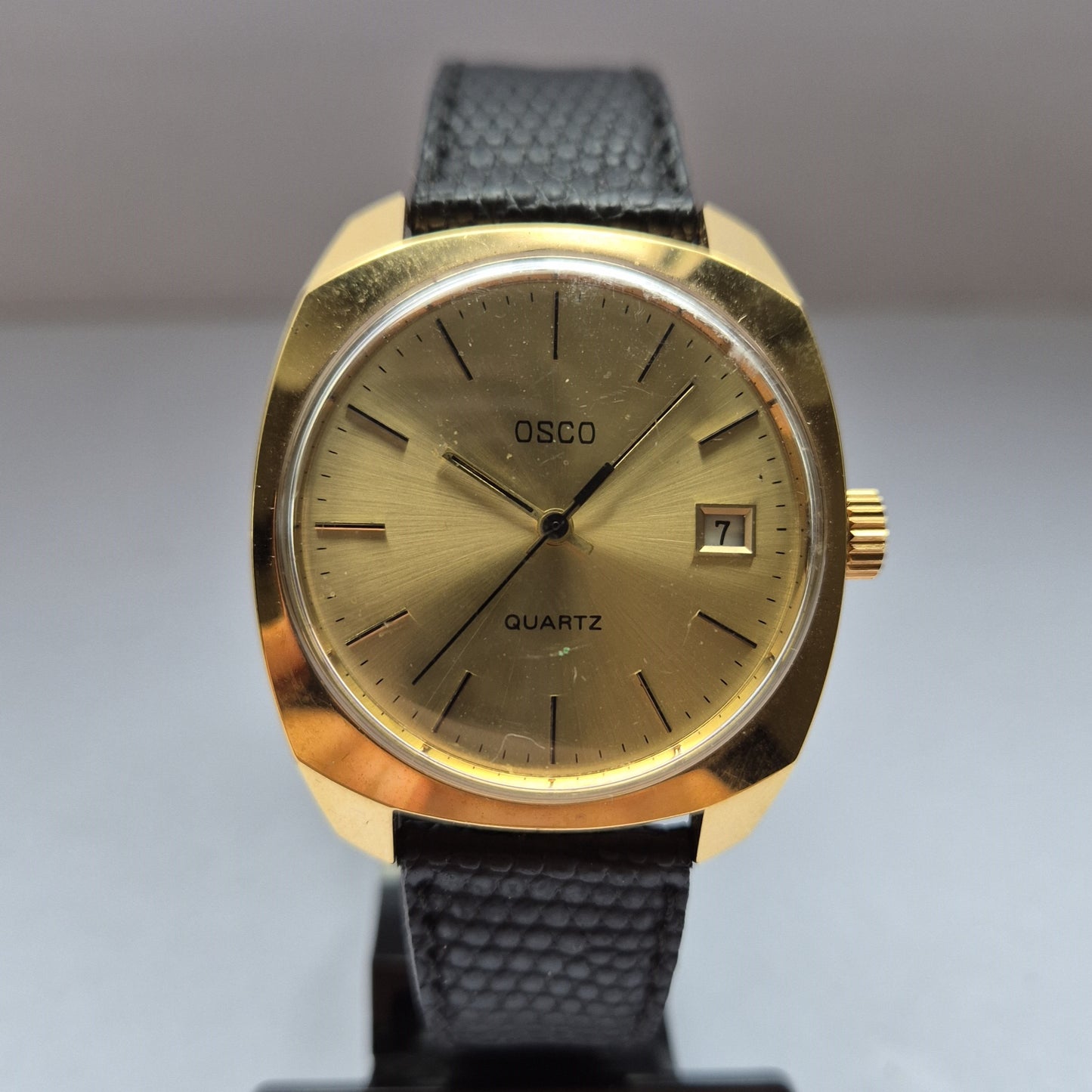 Elegante OSCO Herrenarmbanduhr – Klassisches Design mit Datumsanzeige