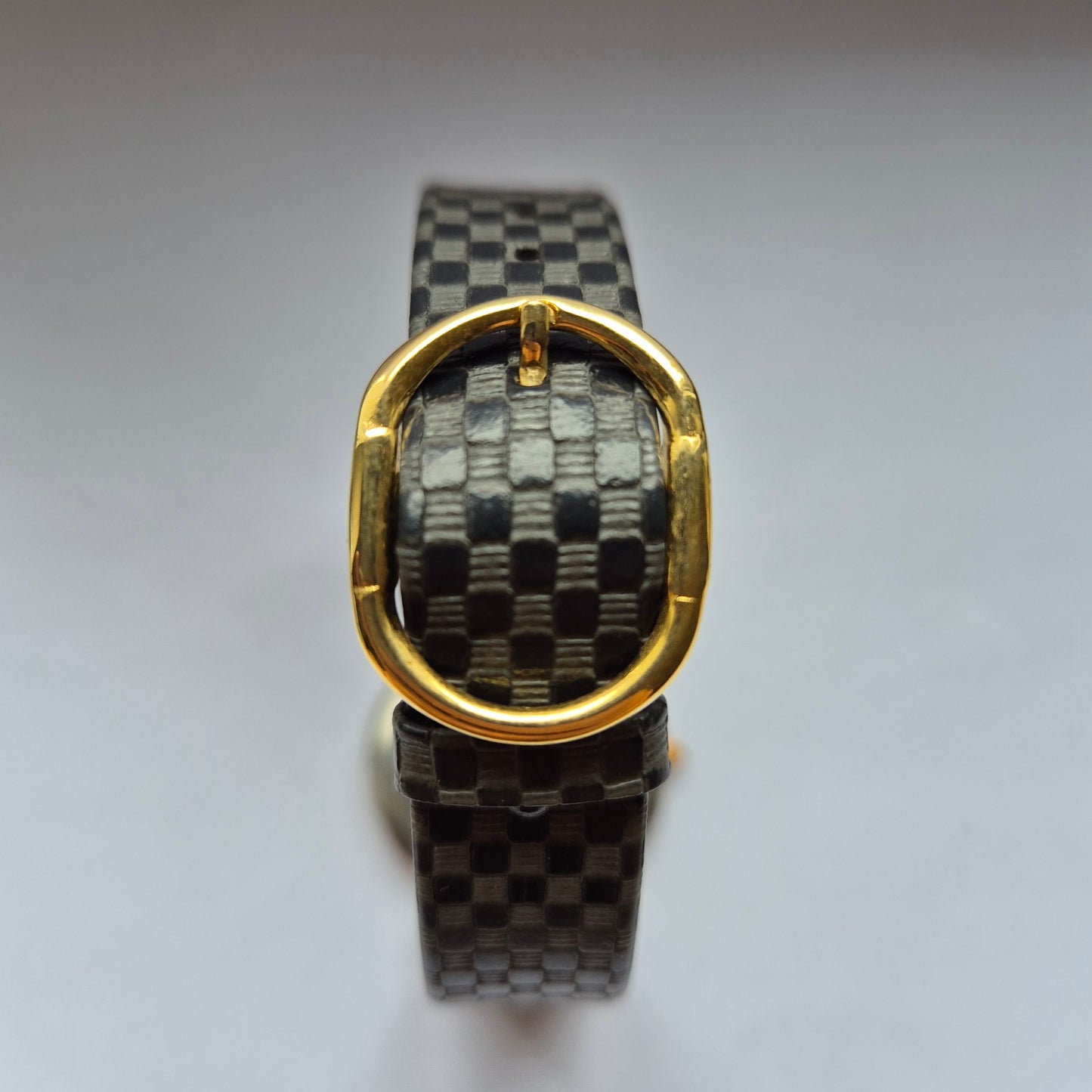 Klassische Bovenit Herrenarmbanduhr – Eleganz trifft auf Retro-Charme