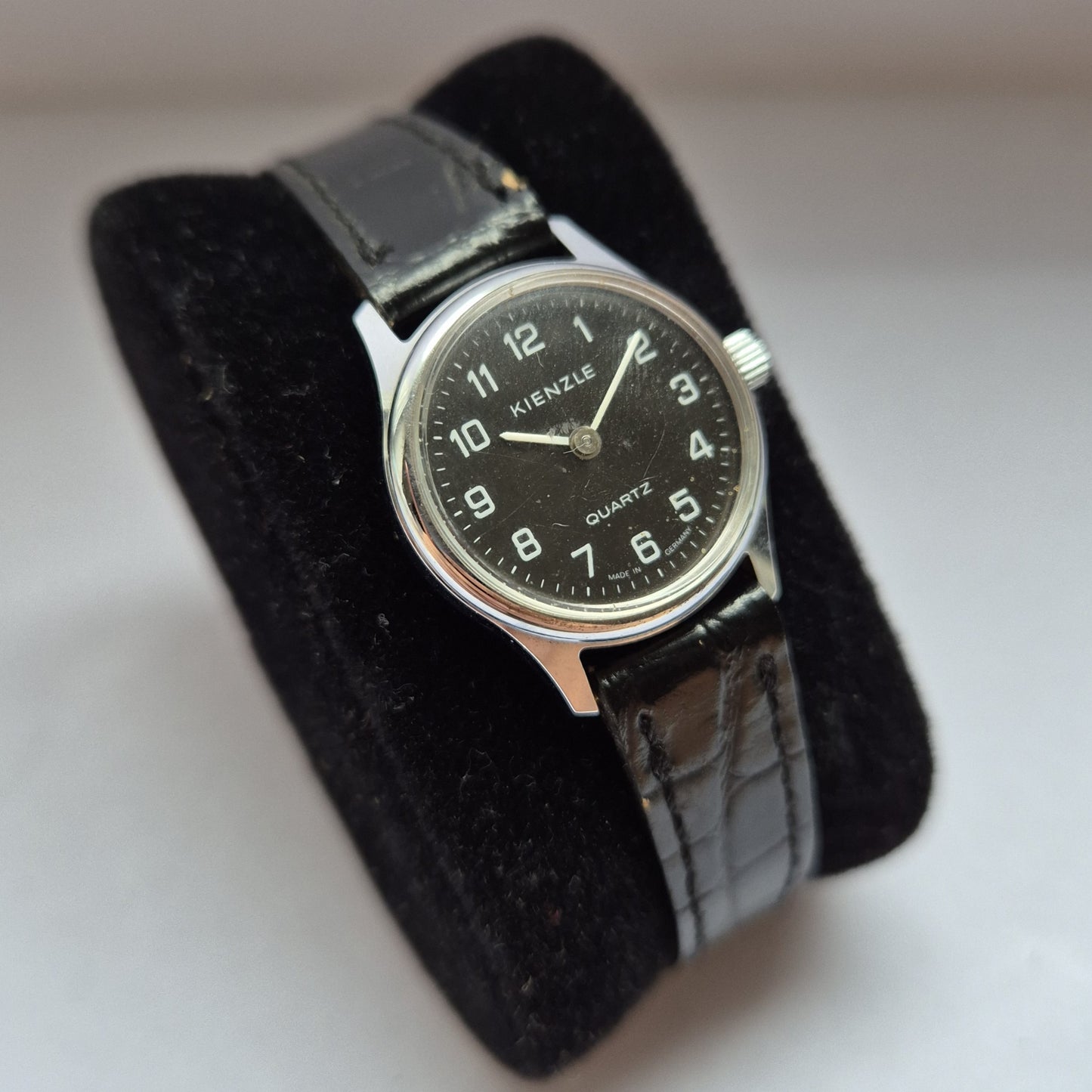 Kienzle Herrenarmbanduhr – Zeitloses Design „Made in Germany“