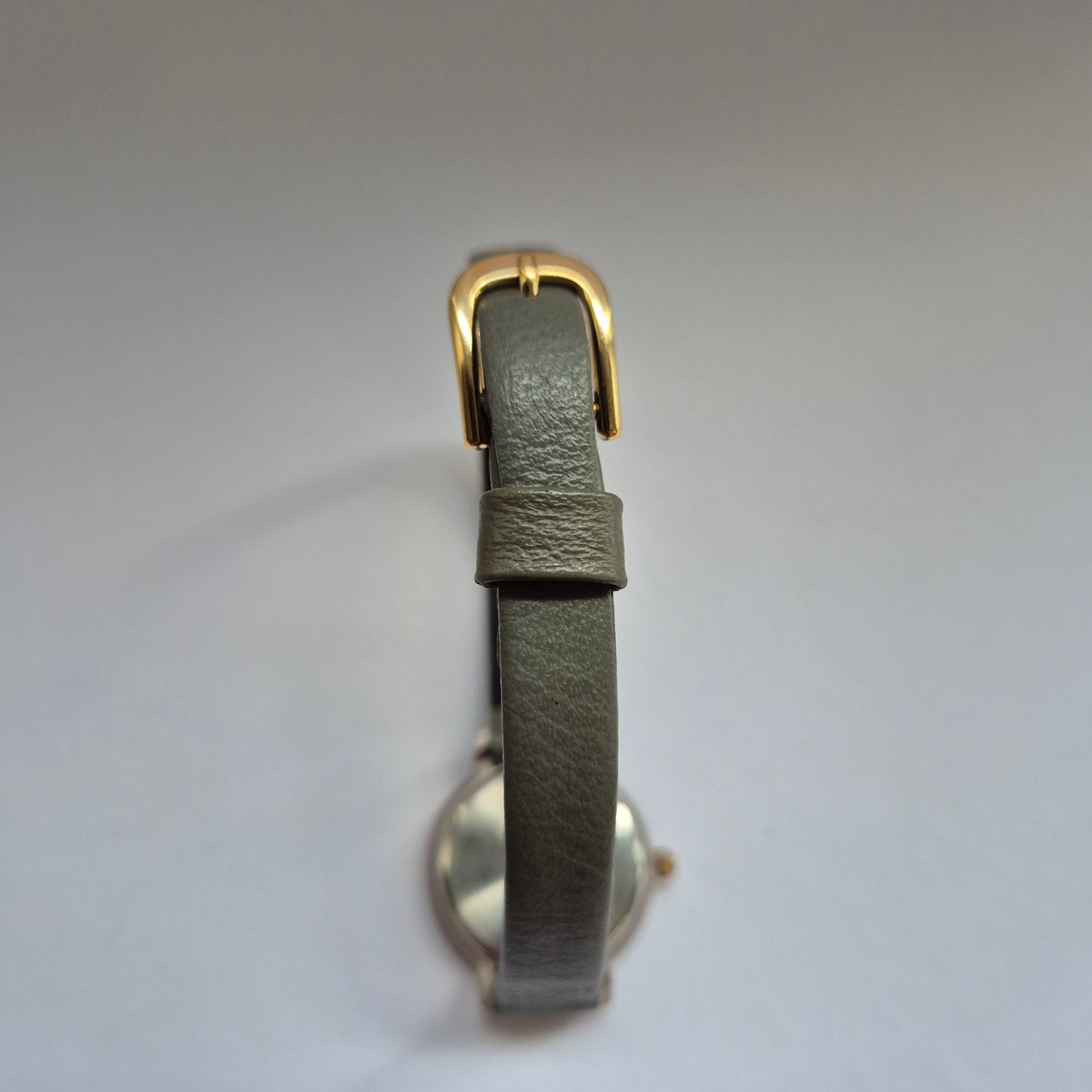 Pallas Söhne Damenarmbanduhr – Klassisches Design mit Datumsanzeige