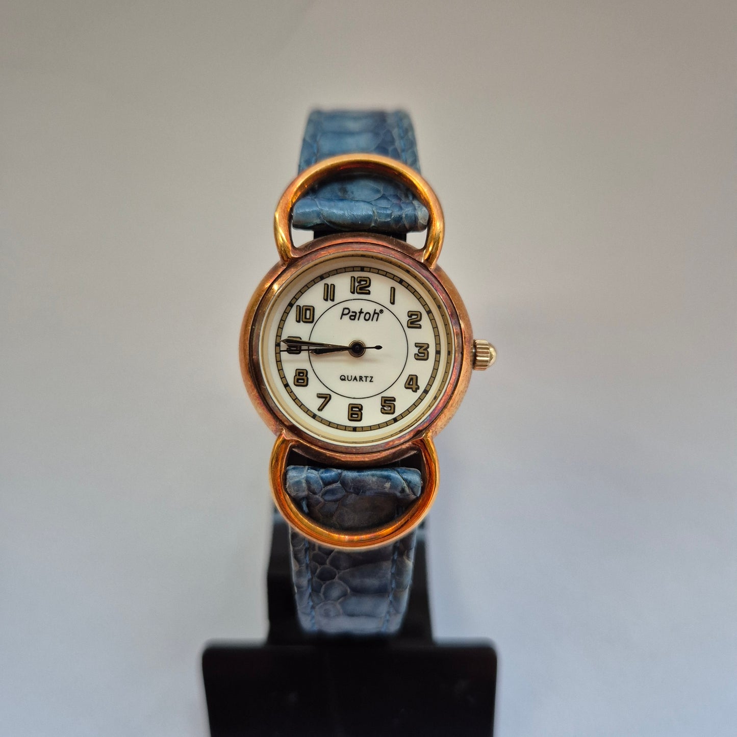 Path Damenarmbanduhr – Verspieltes Design mit Blauem Lederarmband