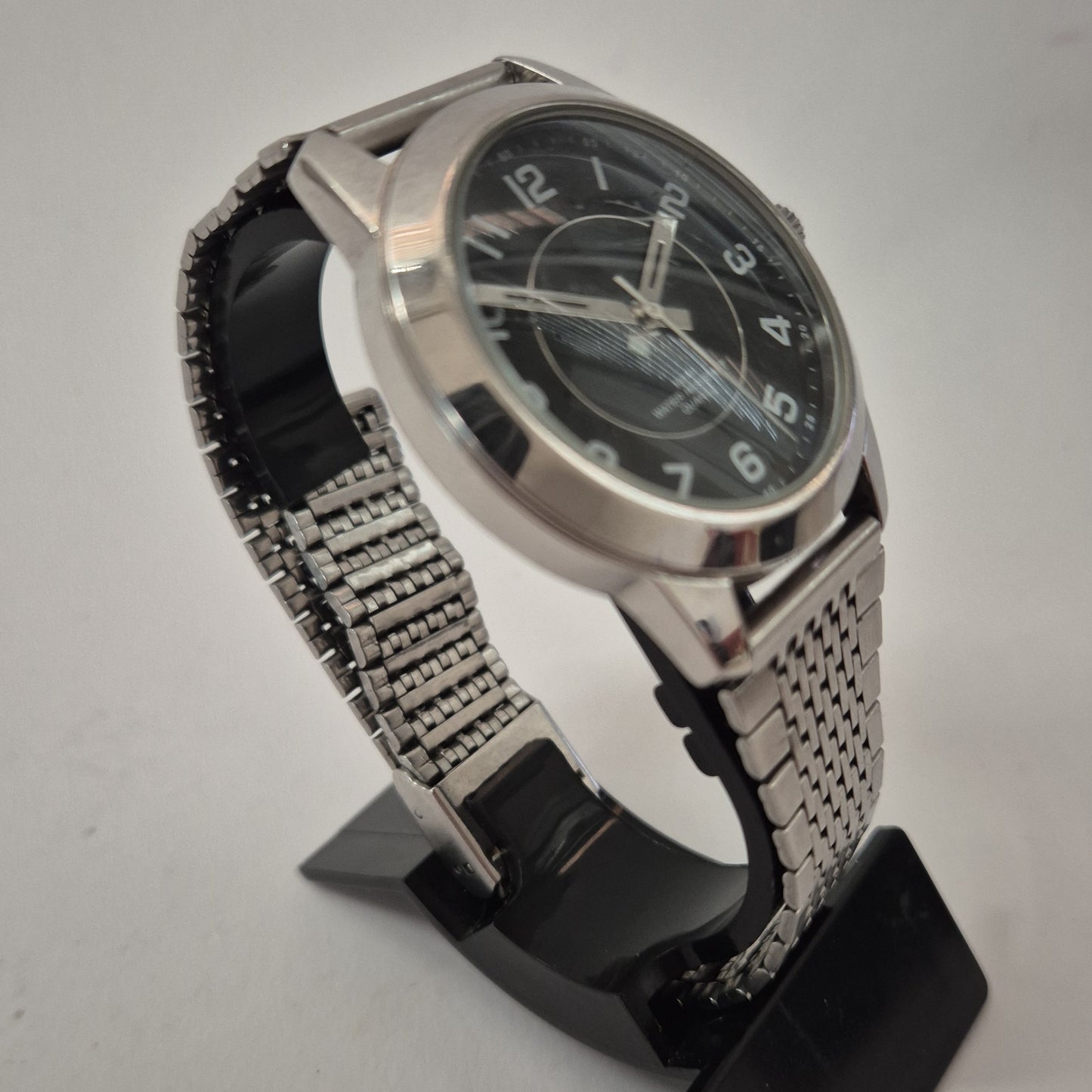 Klassische Herren-Armbanduhr – Wasserdicht und robust für den Alltag