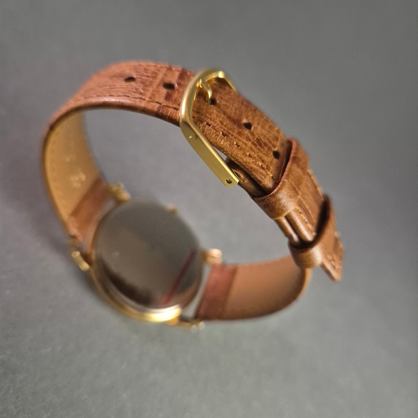 Elegante Garonne De Luxe Herrenuhr – Klassisches Design in Gold