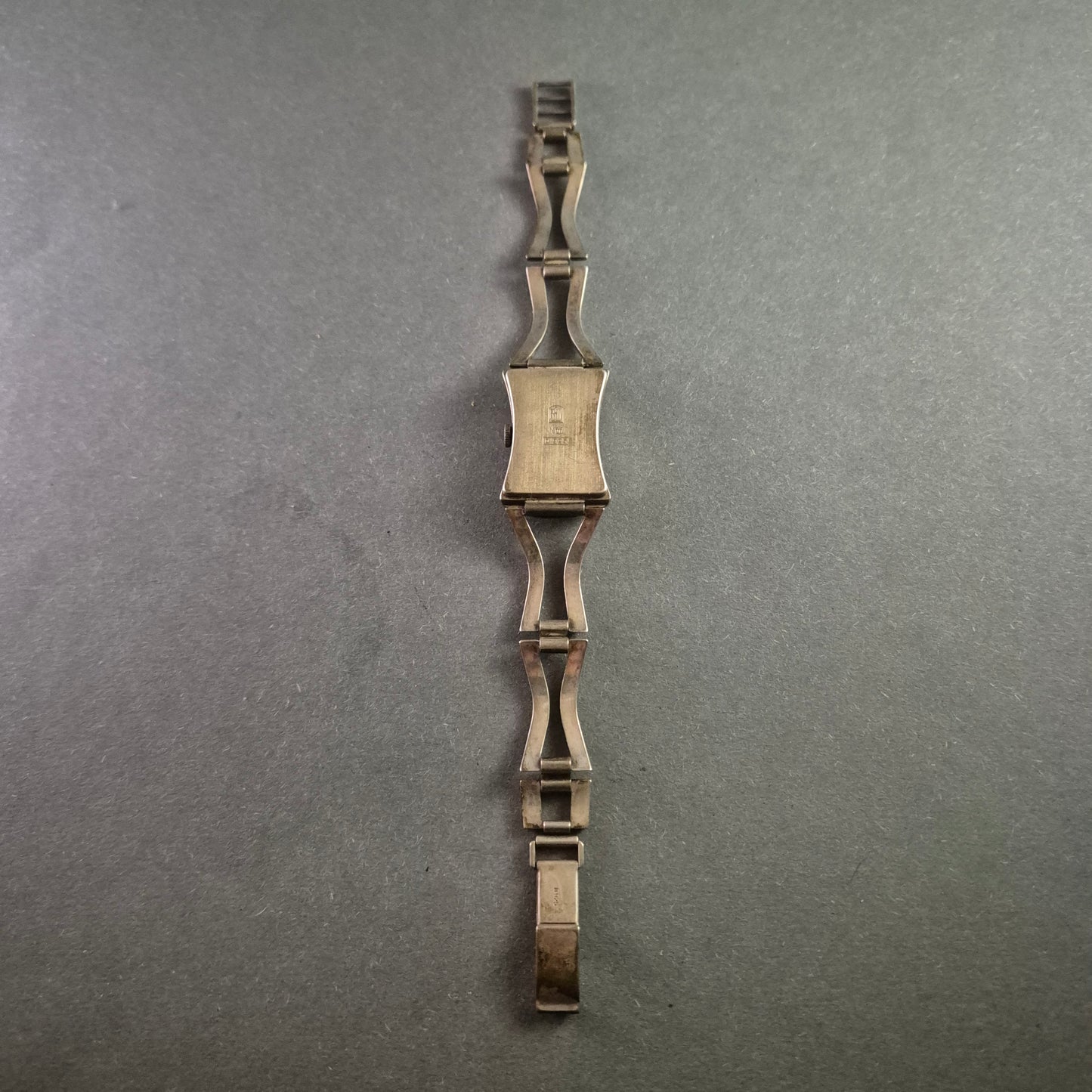 Exklusive Pallas Stowa Damenarmbanduhr – Vintage-Design in 925er Silber