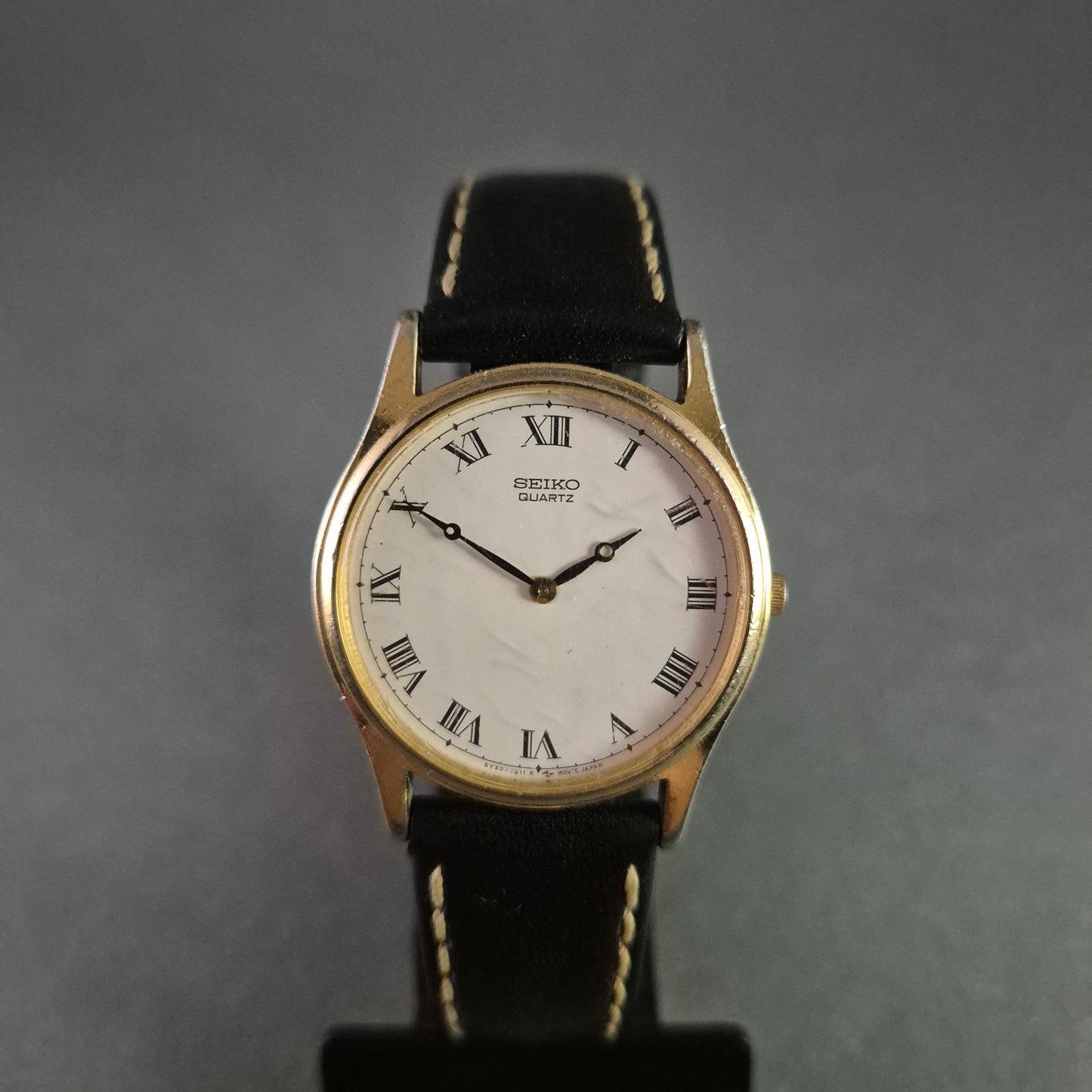 Elegante Seiko Herrenarmbanduhr – Klassisches Design mit römischen Ziffern