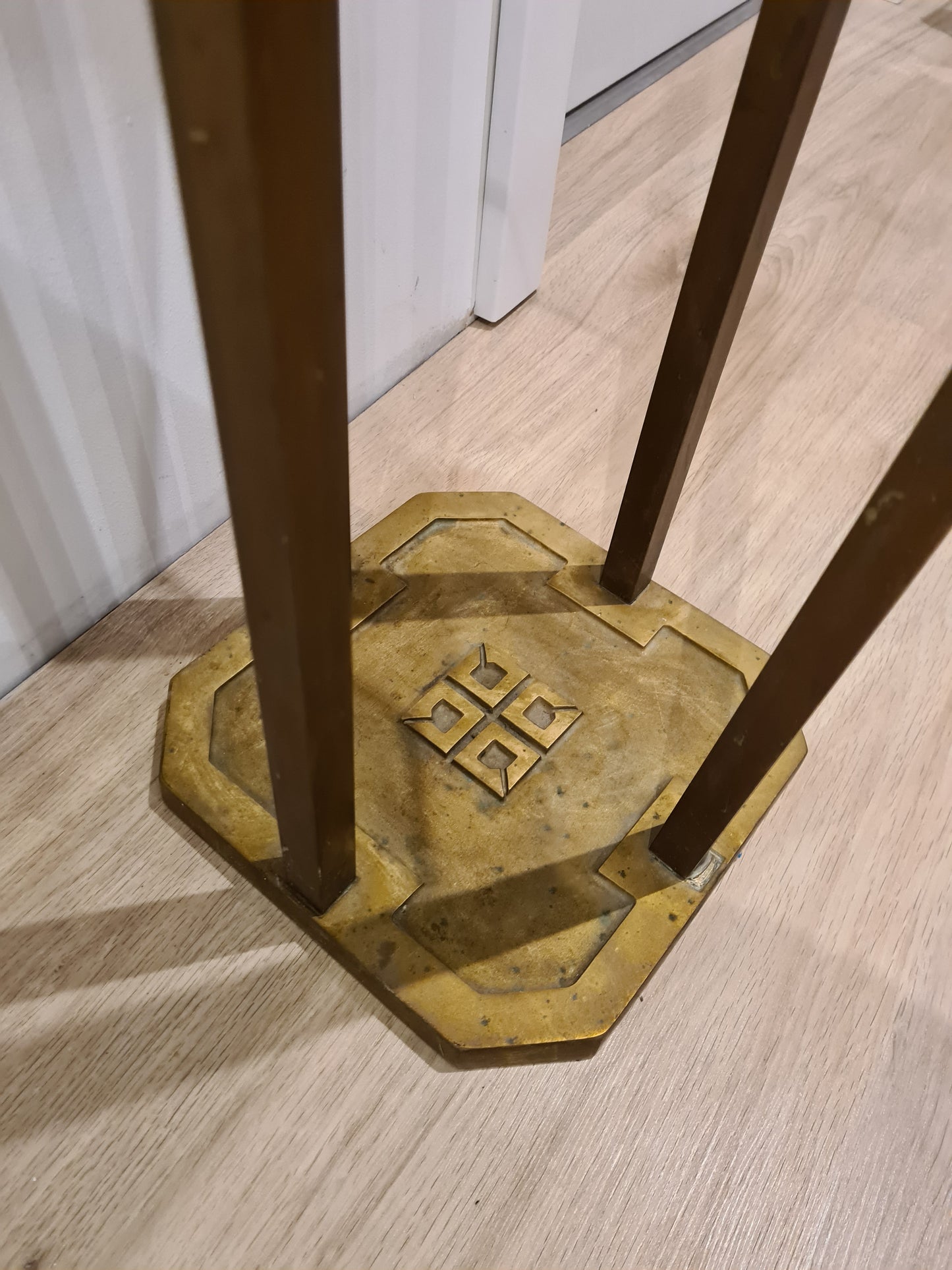 Minimalistischer Sockel Messing Glas Peter Ghyczy Designer Säule 92cm