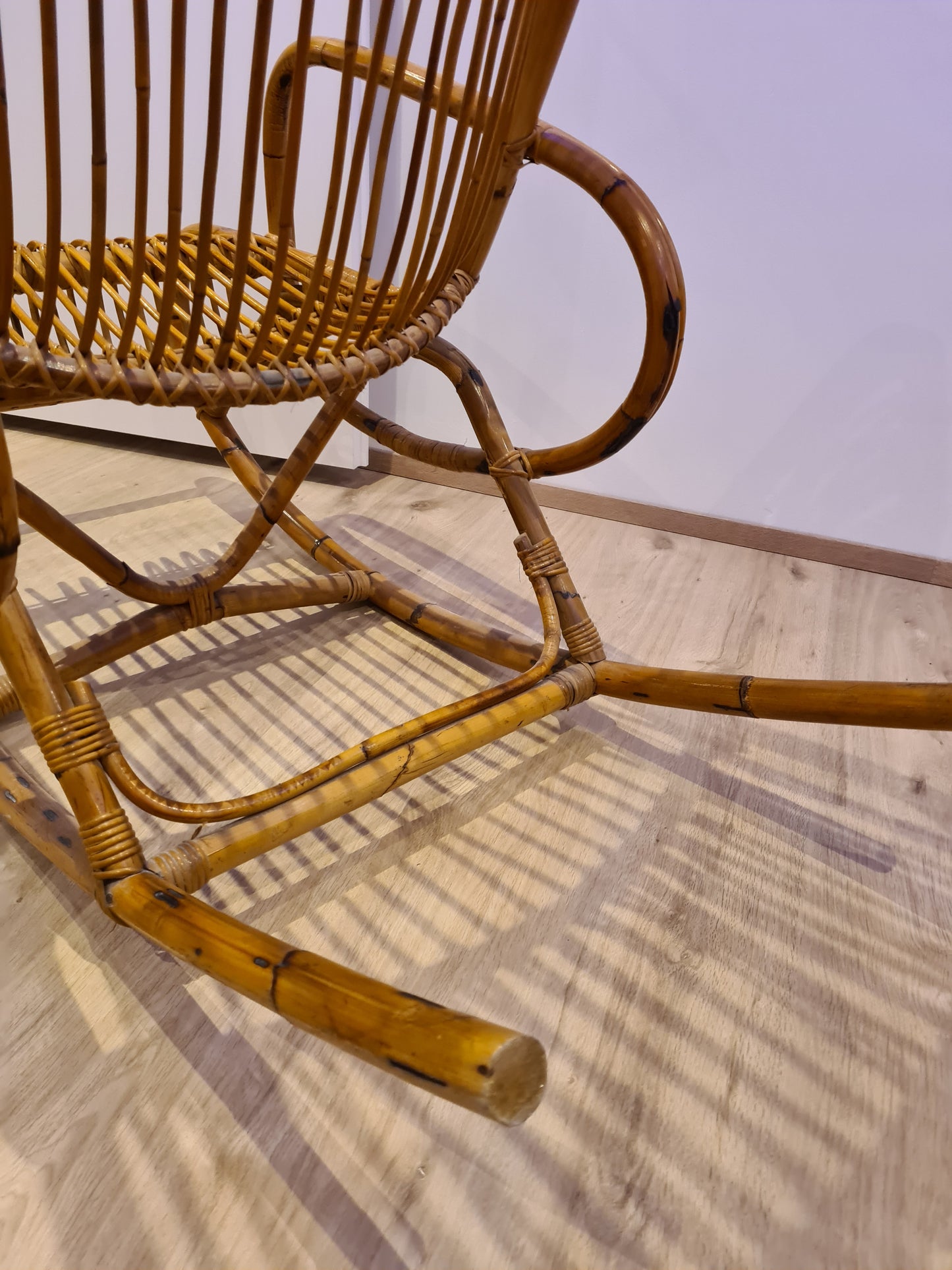 Mid Century Schaukelstuhl Rattan Bambus Holz Sessel Easychair 105cm