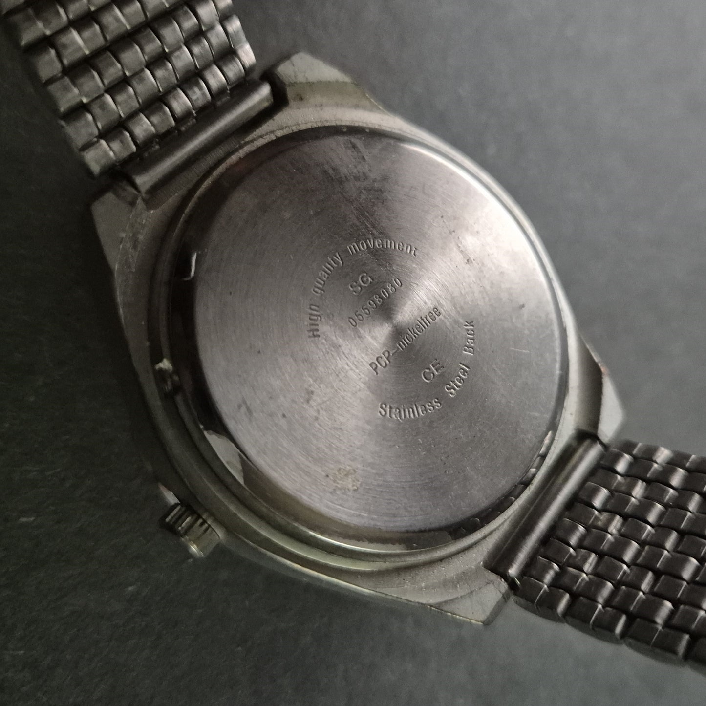 Sportliche Image Herrenarmbanduhr – Edelstahl mit drehbarer Lünette