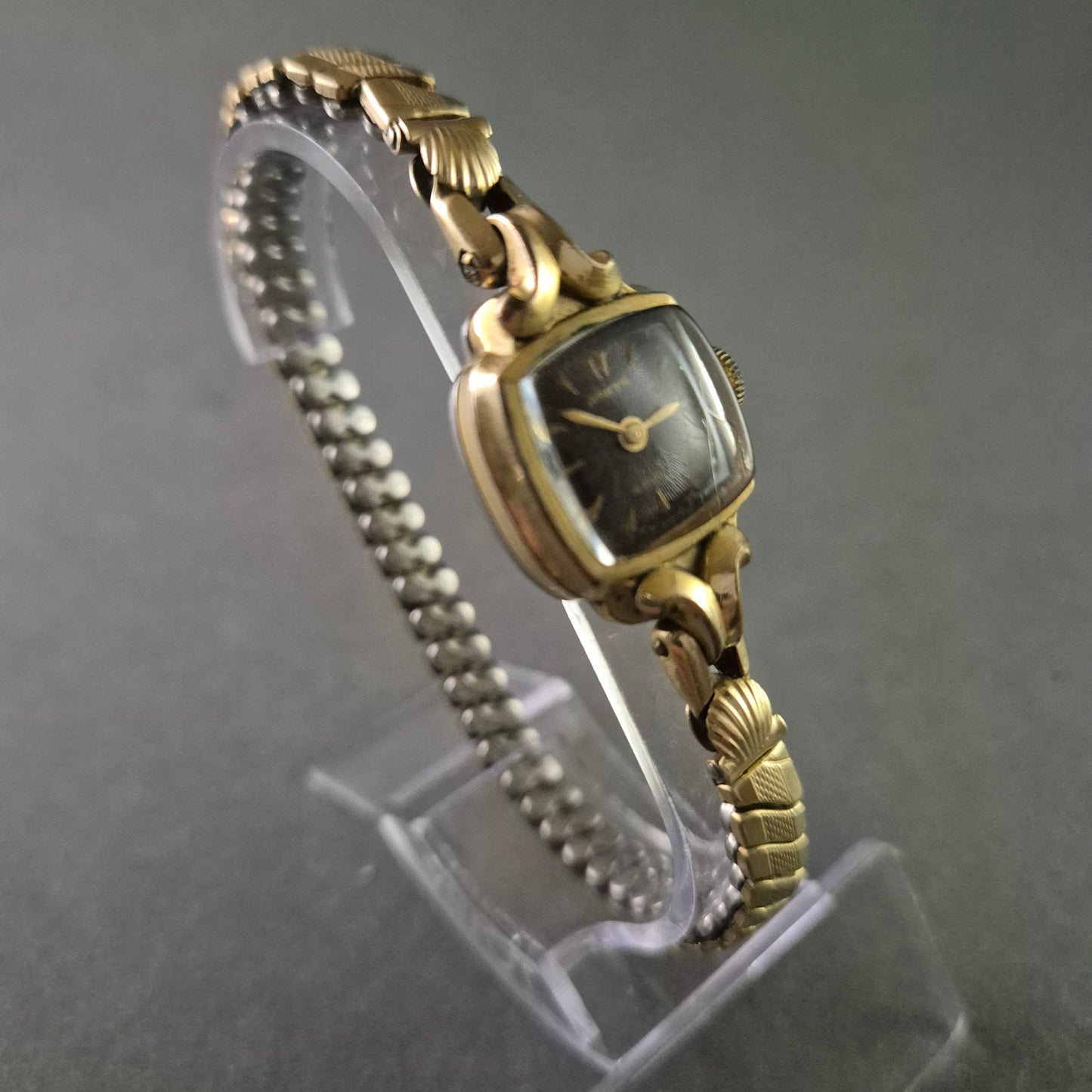 Anker Damenarmbanduhr – Vintage-Charme mit 15 Jewels Handaufzug