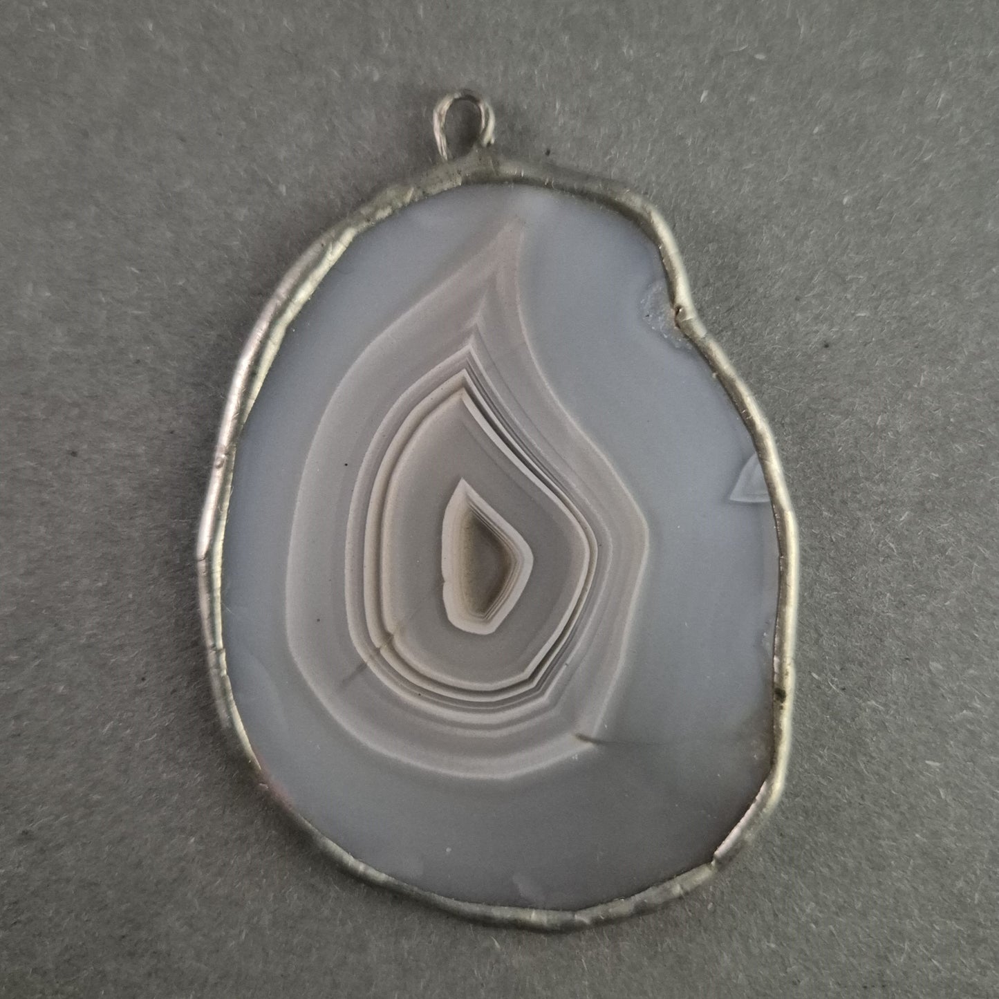 Einzigartiger Vintage-Achat-Anhänger – Natürliche Schönheit in Silberfassung