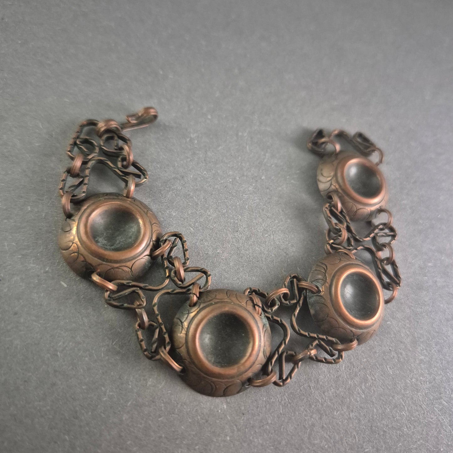 Antikes Kupferarmband – Handgefertigter Vintage-Stil
