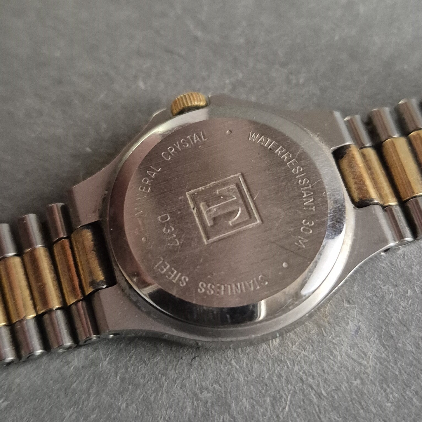 Elegante Tissot Seastar Damenarmbanduhr – Zeitlose Eleganz in Bicolor-Design