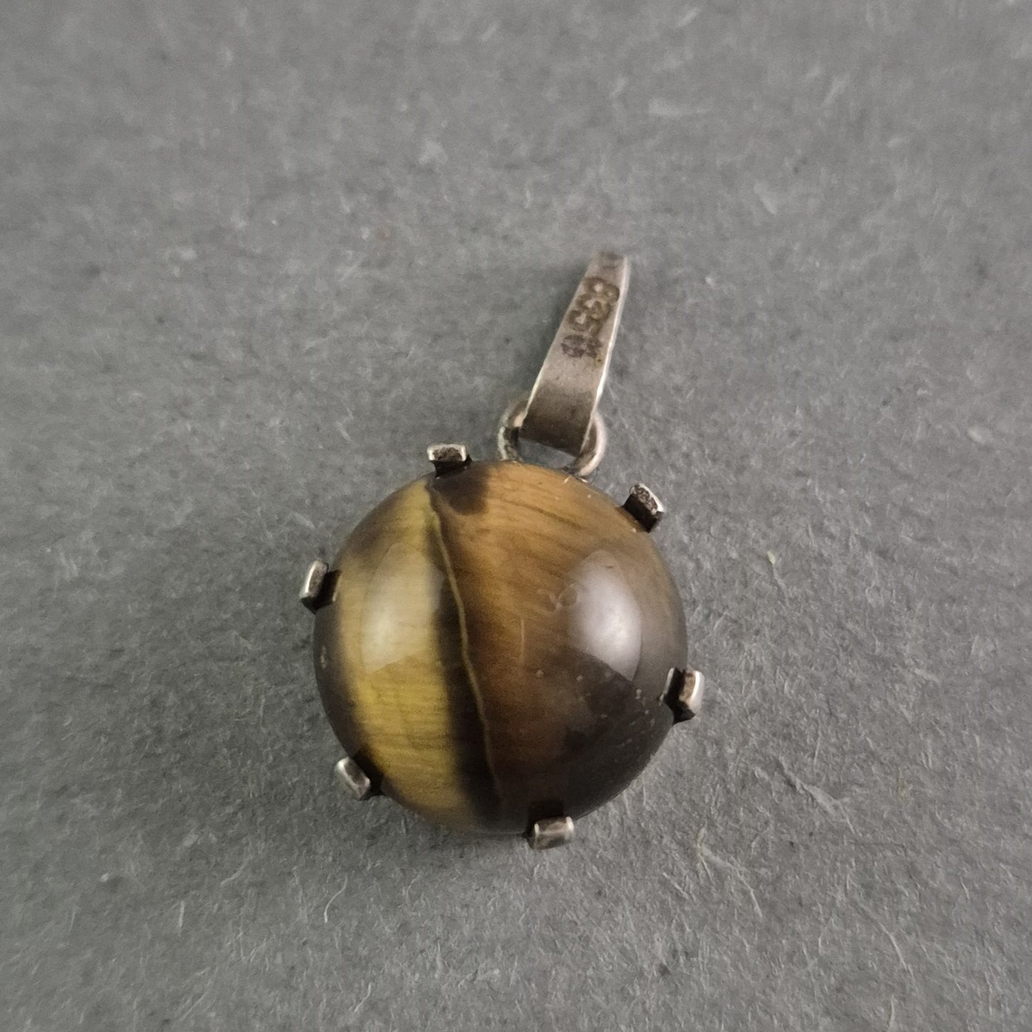 Vintage Anhänger mit Tigerauge und 835er Silber – Mystische Eleganz