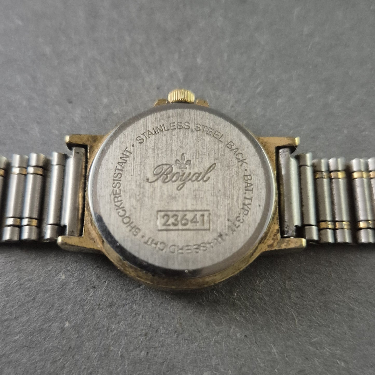 Elegante Royal Damenarmbanduhr – Klassisches Design mit römischen Ziffern