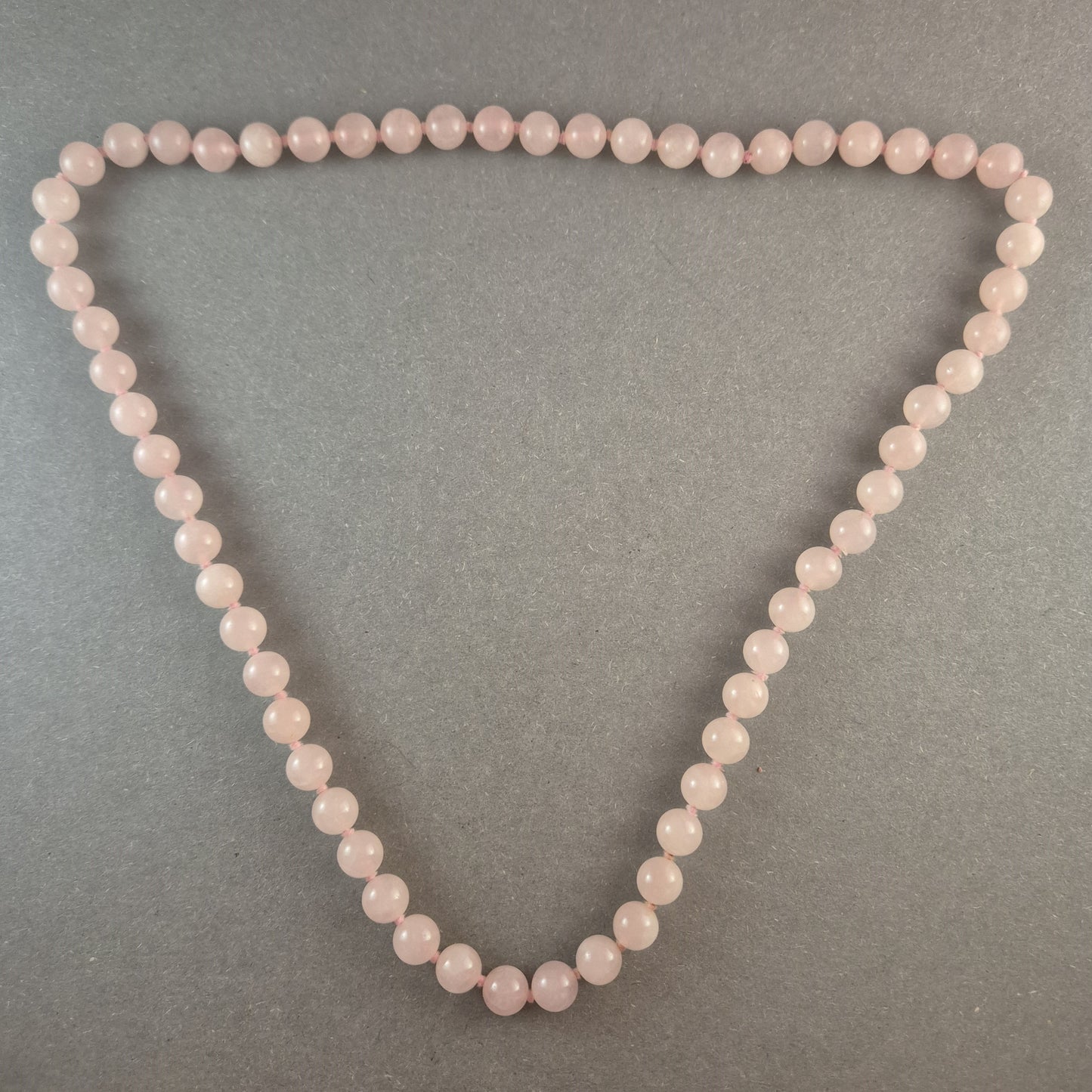 Rosenquarz-Perlenkette – Natürliche Eleganz & sanfte Ausstrahlung