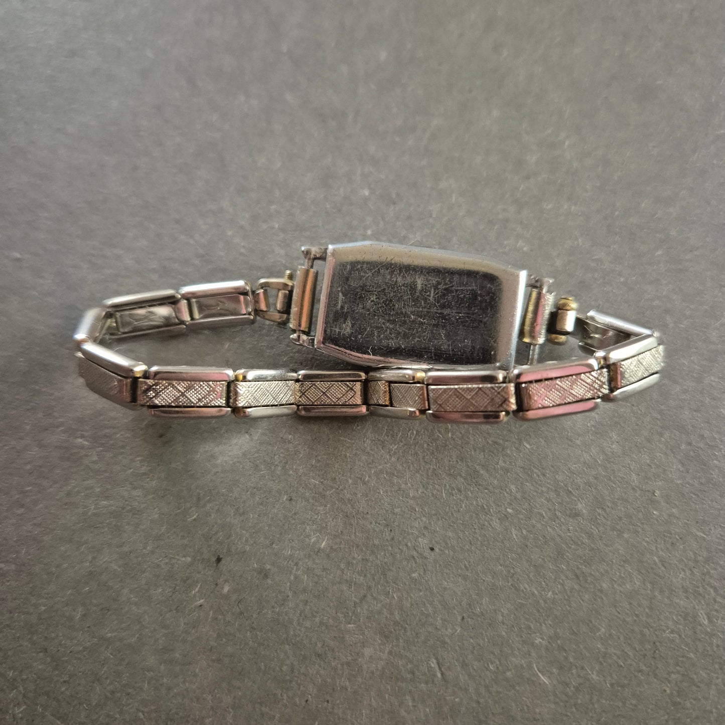 Rocar Vintage Armbanduhr – Klassisches Schweizer Design