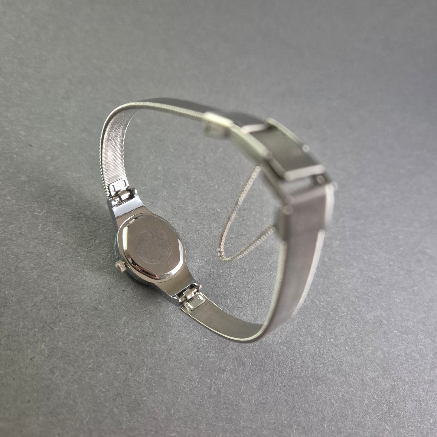 Damenarmbanduhr CMAX Quartz Elegantes Bicolor-Design