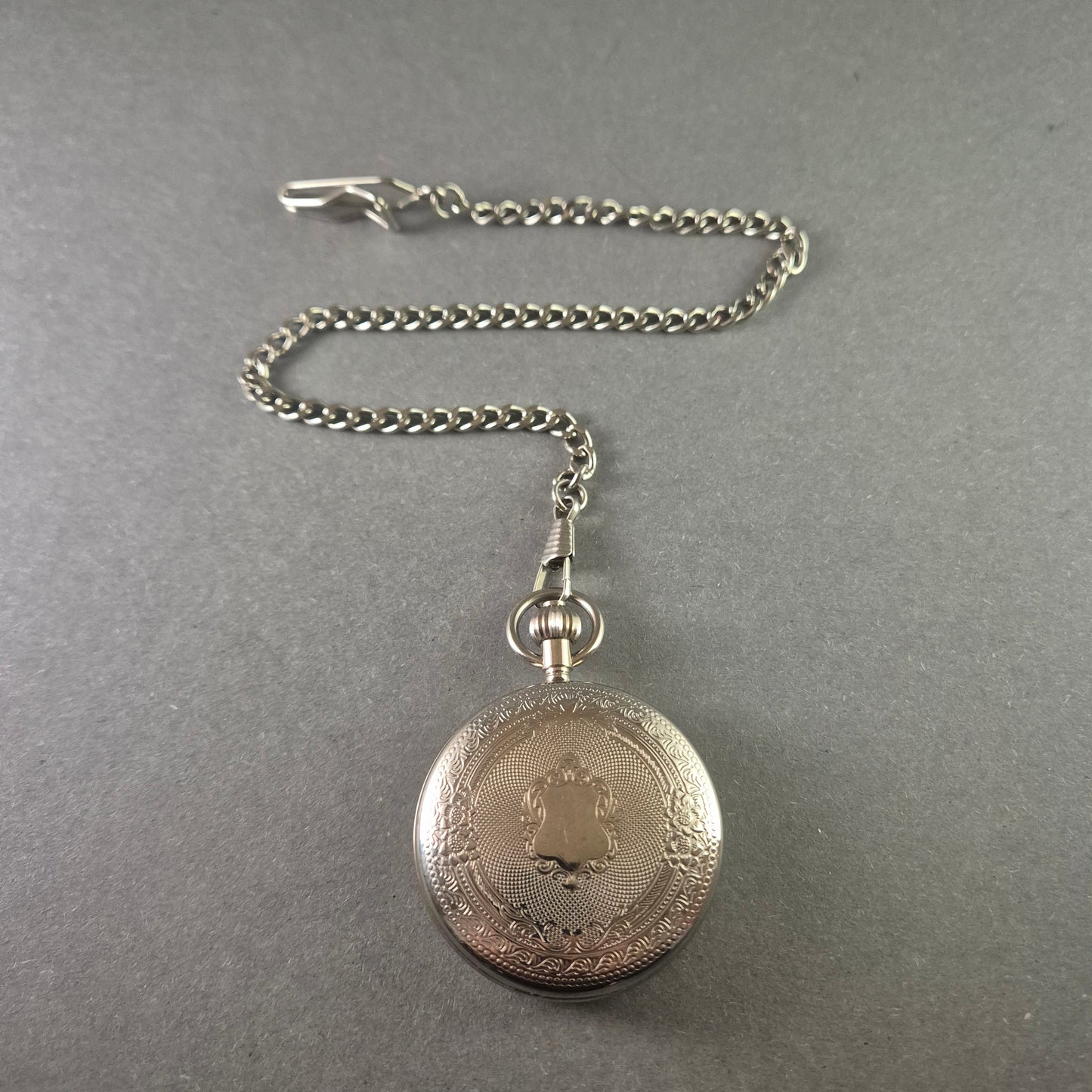 Eichmüller Taschenuhr Klassisches Design mit filigravem Gehäuse