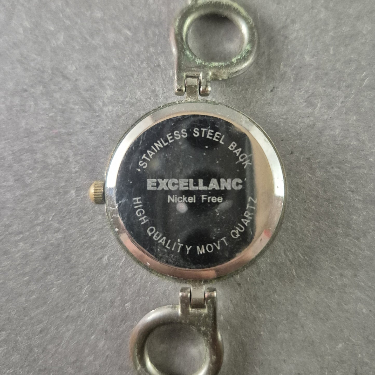 Excellanc Damenarmbanduhr – Ausgefallenes Design mit Gliederarmband