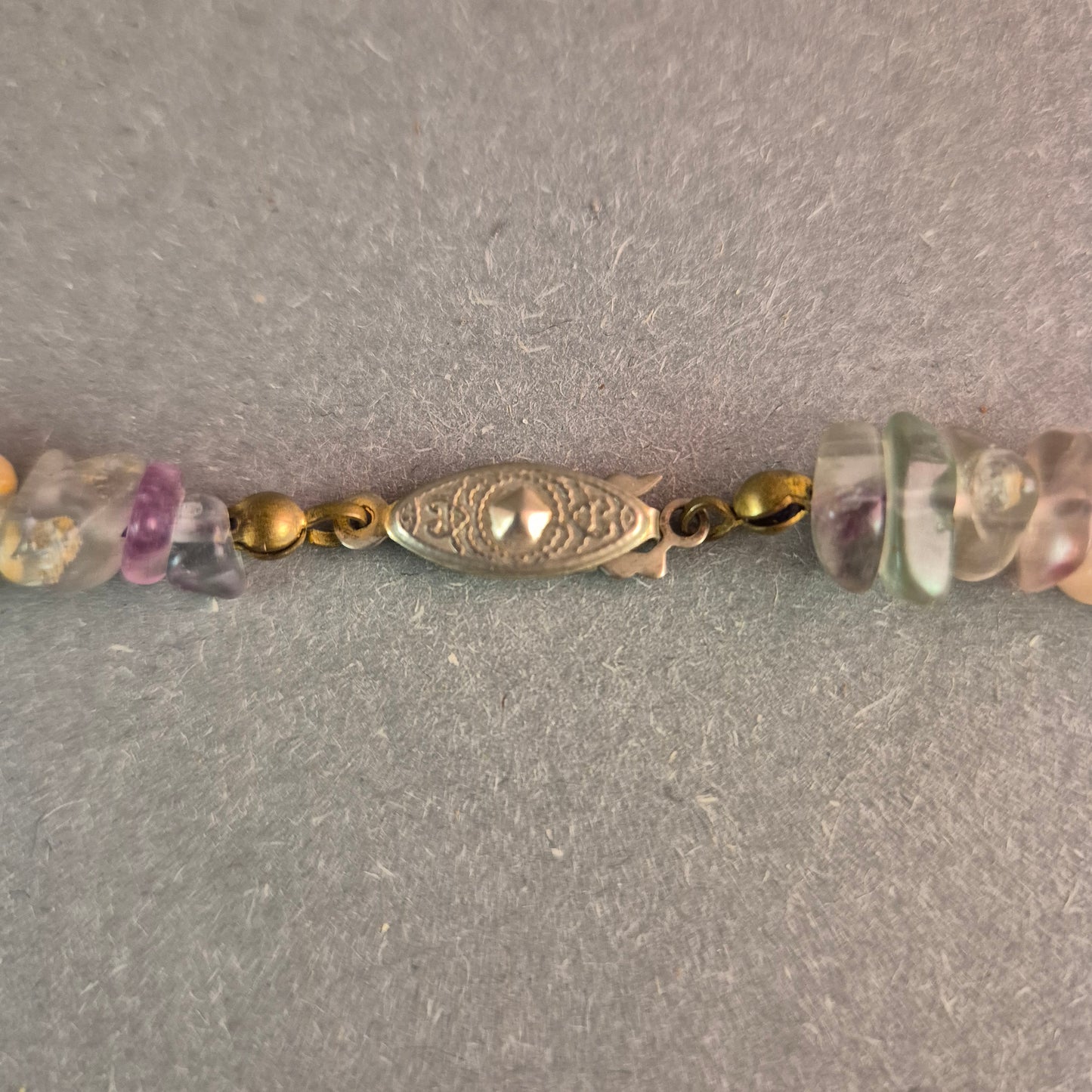 Fluorit Edelstein-Kette Natürliche Eleganz mit Vintage-Verschluss