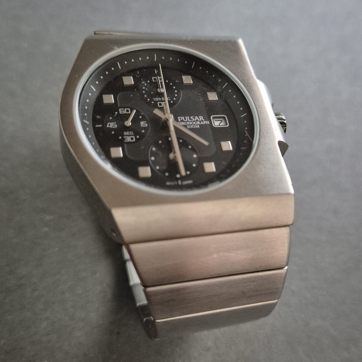 Pulsar Uhr Herrenarmbanduhr Japanischer Chronograph im Retro-Look