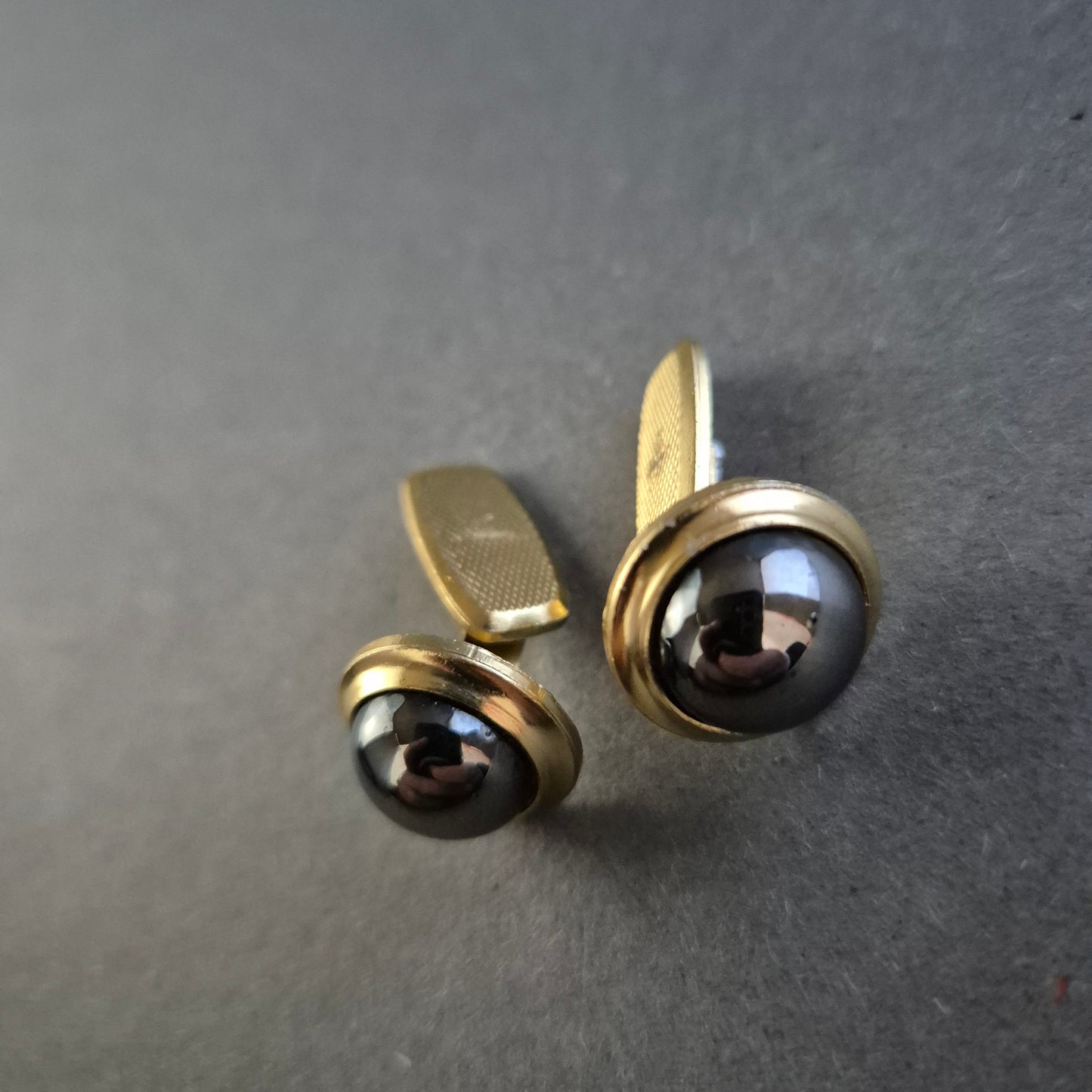 Vintage Manschettenknöpfe mit Hämatit-Kugel