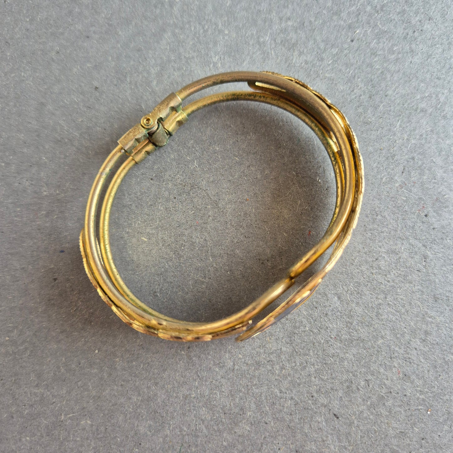 Emaille Vintage-Armreif – Florales Design in Blau und Gold