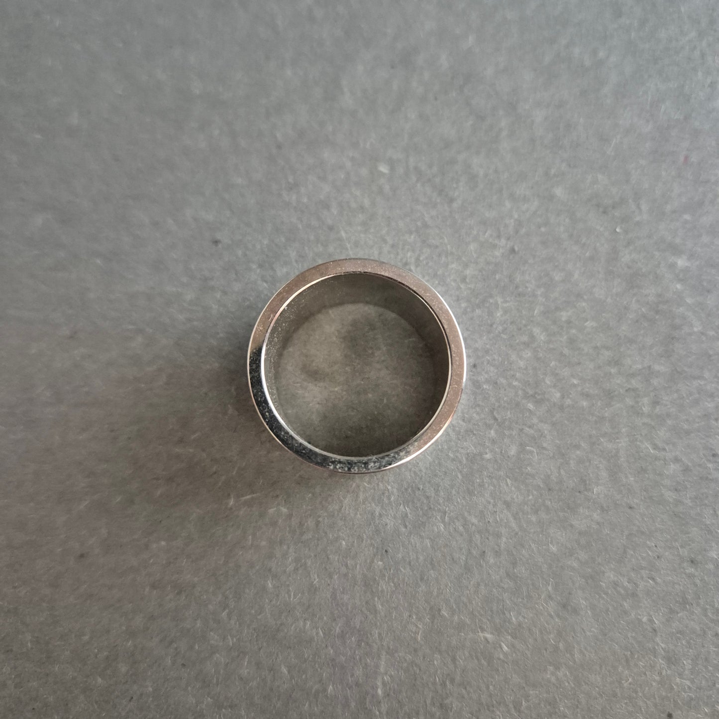 Breiter Edelstahlring mit bunter Emaille – Geometrischer Pop-Art-Stil