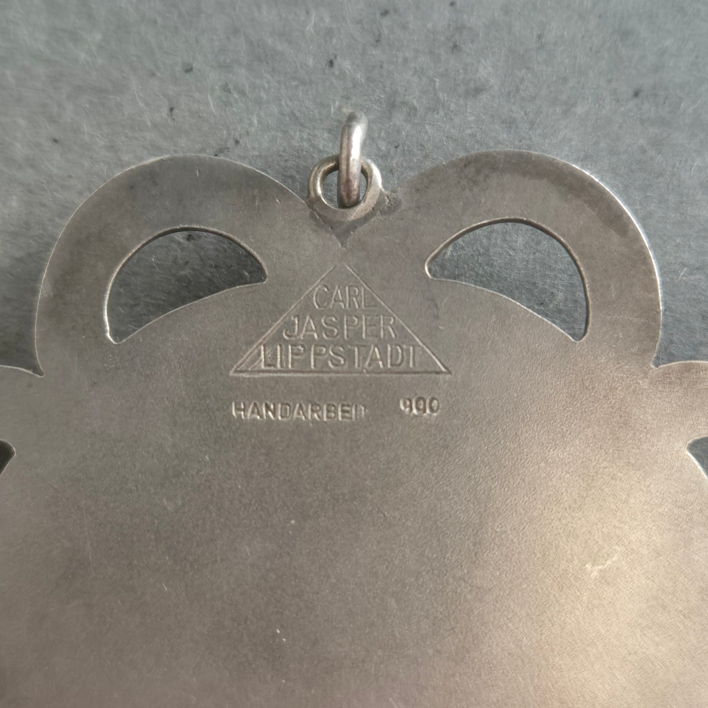 Historischer Anhänger Carl Jasper aus 900er Silber – Handarbeit von 1968