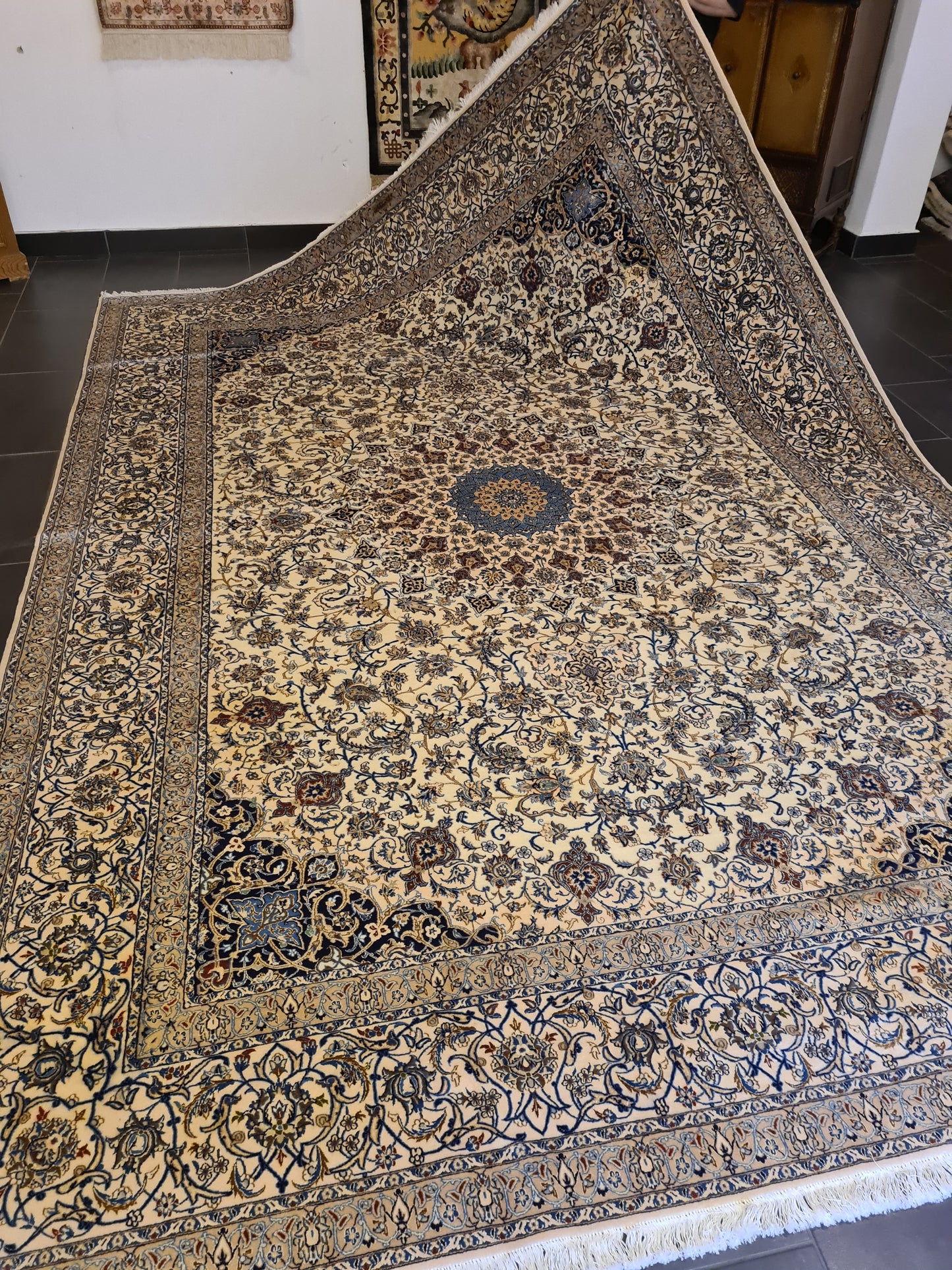Seiden Perserteppich Handgeknüpfter Teppich Nain Habibian 365x255cm