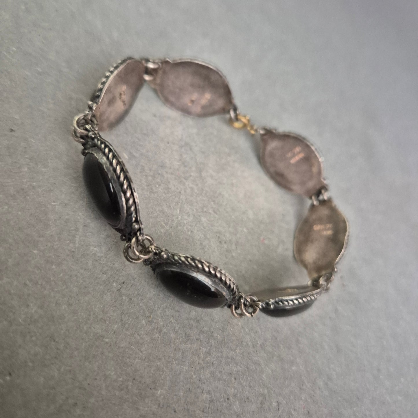 925er Silberarmband mit Onyx-Cabochons – Vintage Handarbeit aus Mexiko