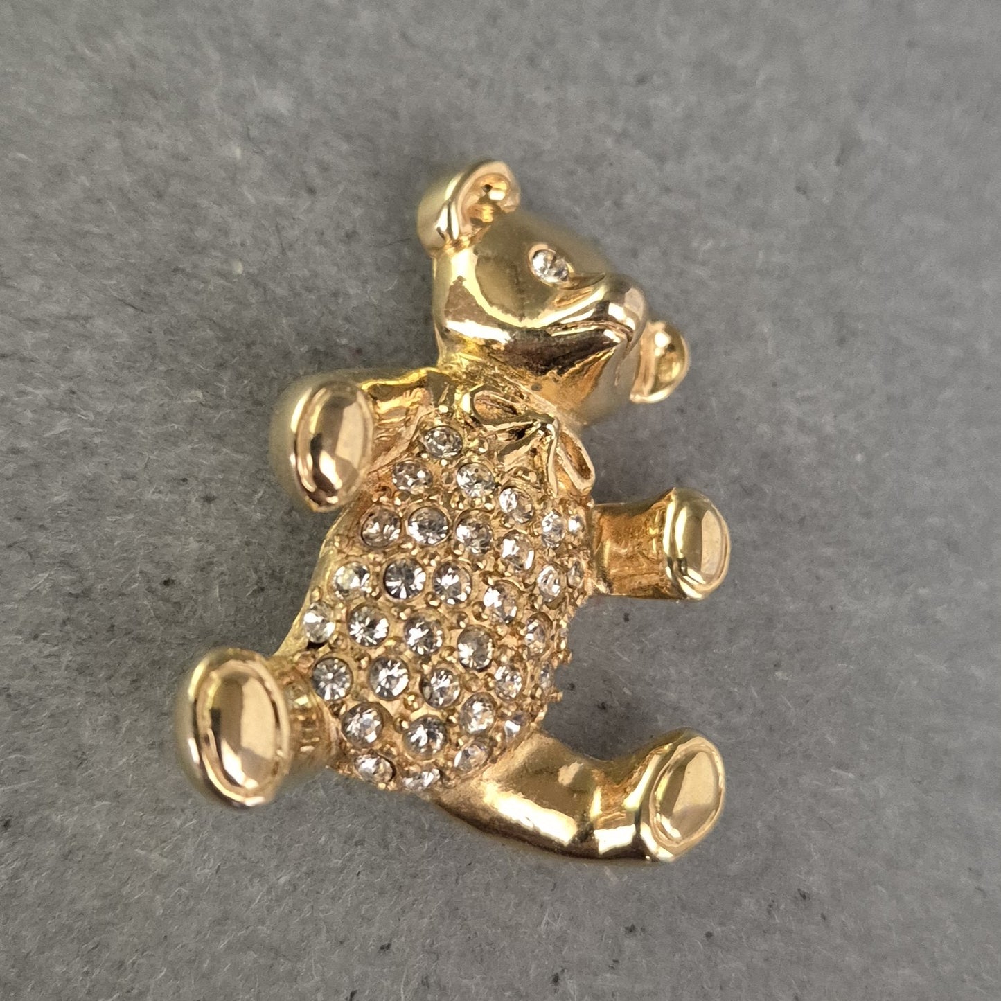 Glitzernde Teddybär-Brosche – Vergoldet mit Strasssteinen