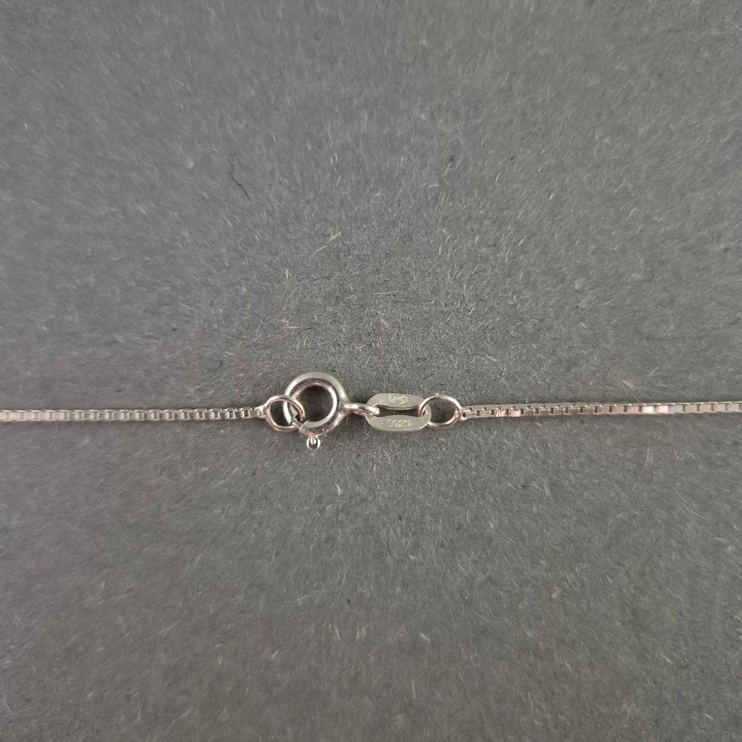 925er Silberkette mit Herzanhänger – Funkelnde Eleganz für jeden Anlass