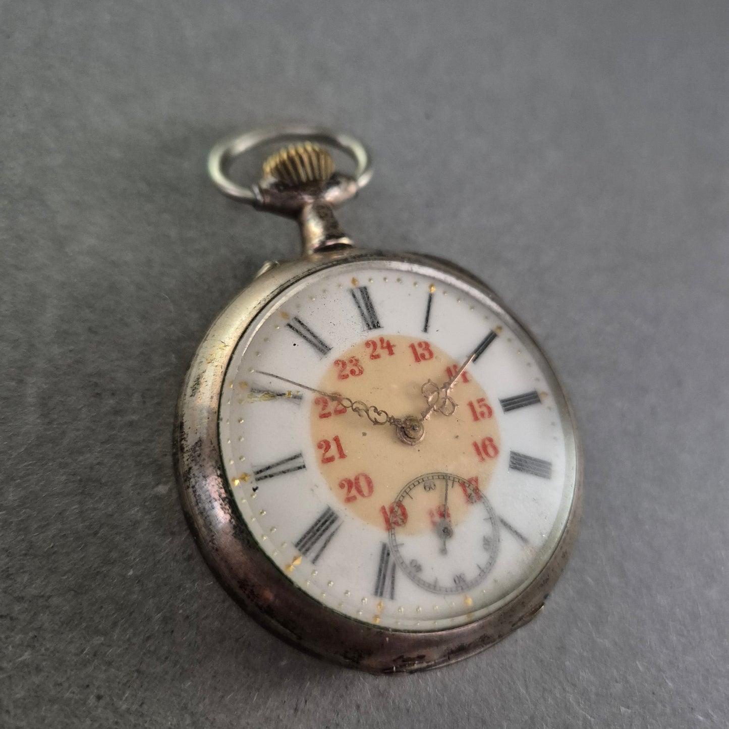 Antike Silber-Taschenuhr mit Ankerwerk – 800er Silbergehäuse