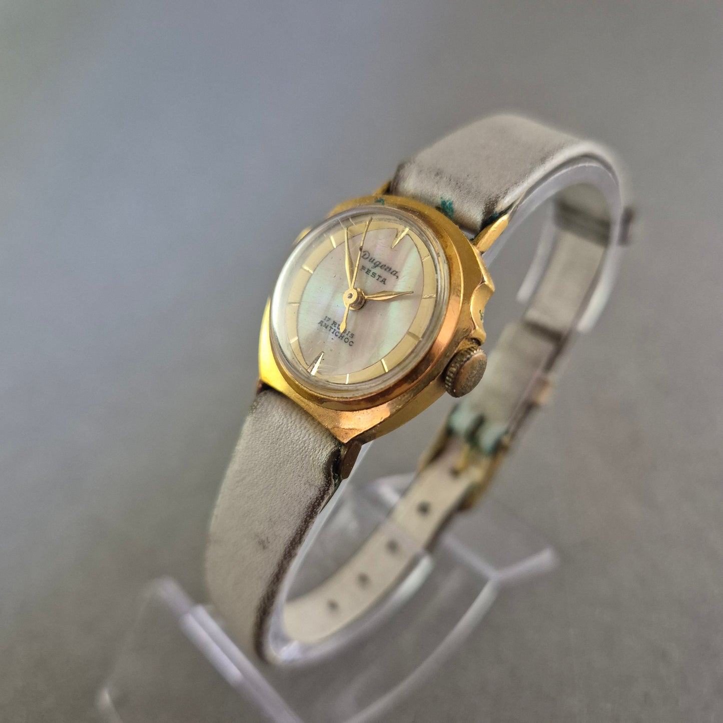 Dugena Festa Damenarmbanduhr – Mechanisch mit Vintage-Charme