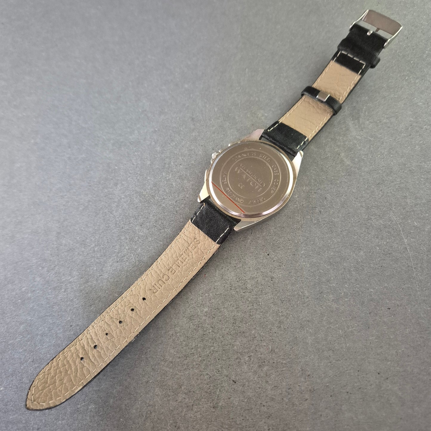 Sportliche Atlas For Men Herrenuhr – Chrono-Look mit Lederarmband