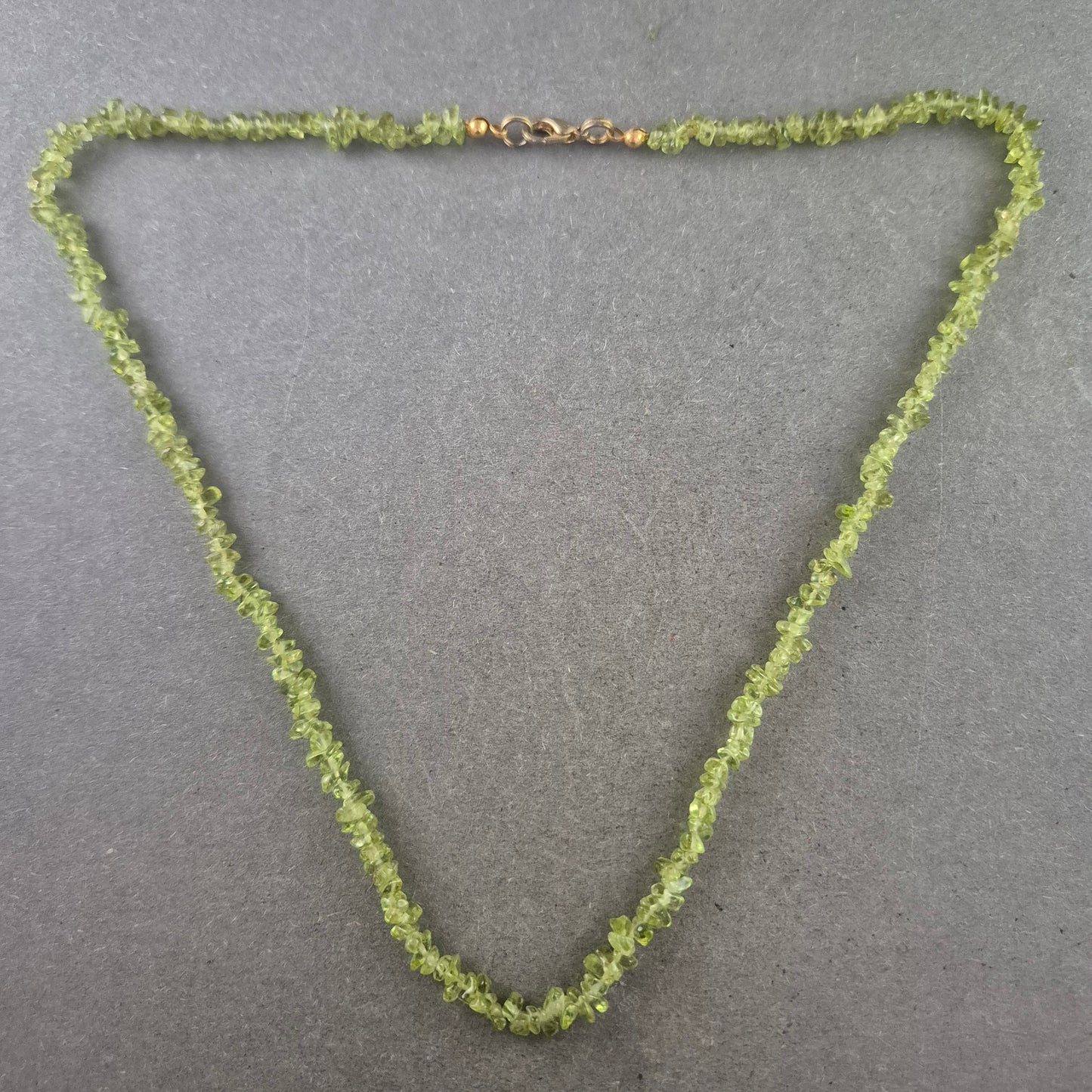 Feine grüne Stein Halskette – Natürlicher Look mit Edelsteinoptik