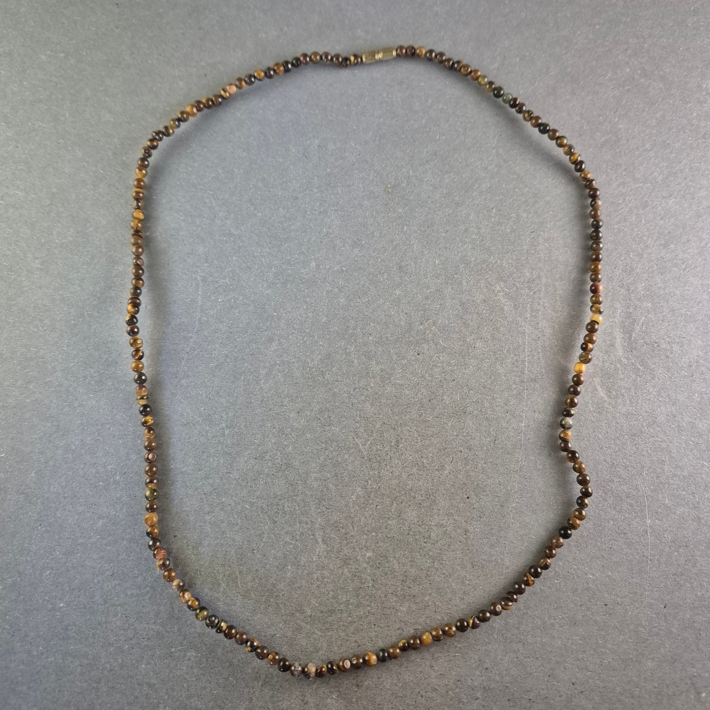 Tigerauge Halskette – Naturstein-Charme mit warmem Glanz