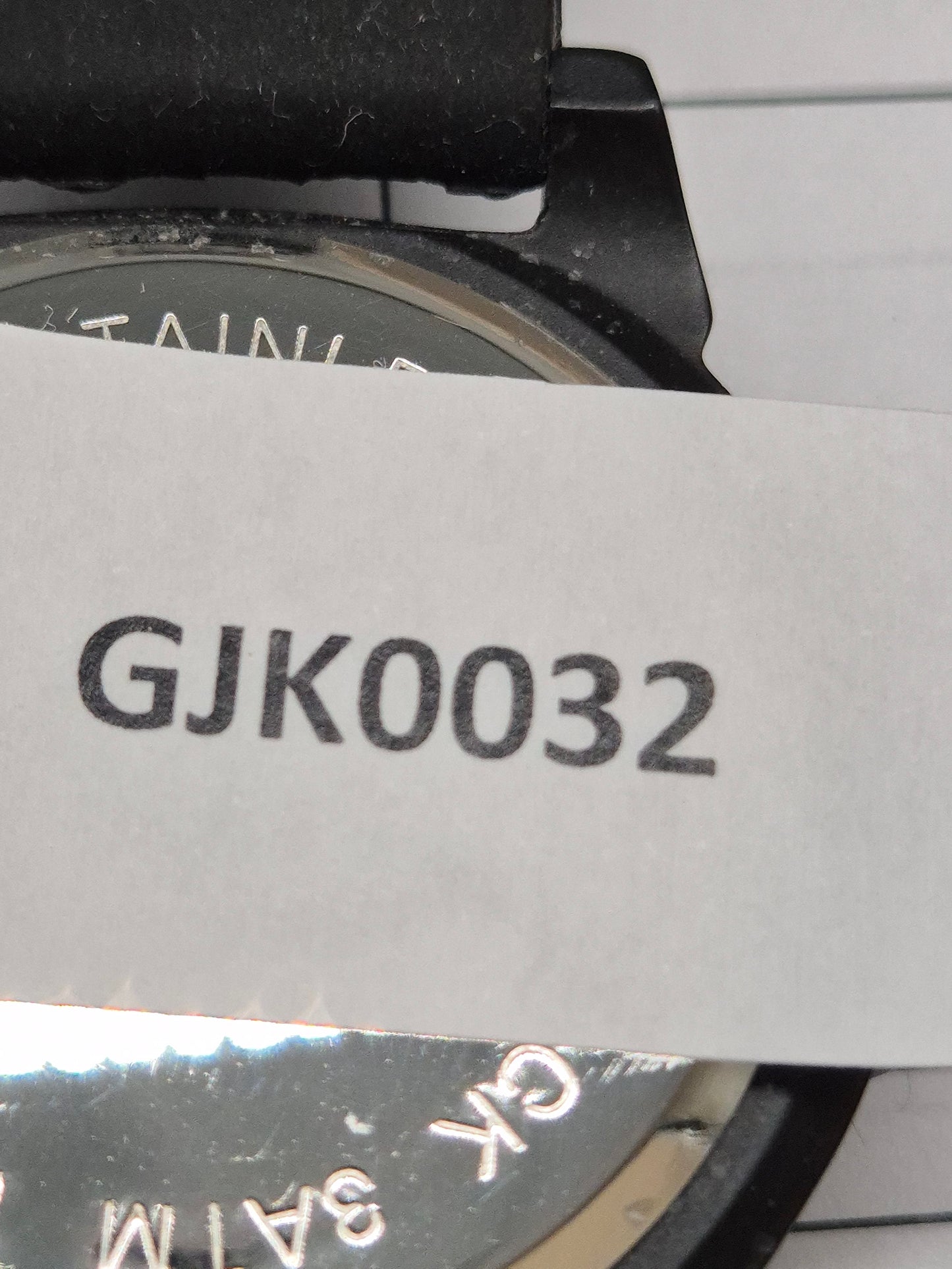 Sportliche Herren Uhr mit robustem Design und Datumsanzeige