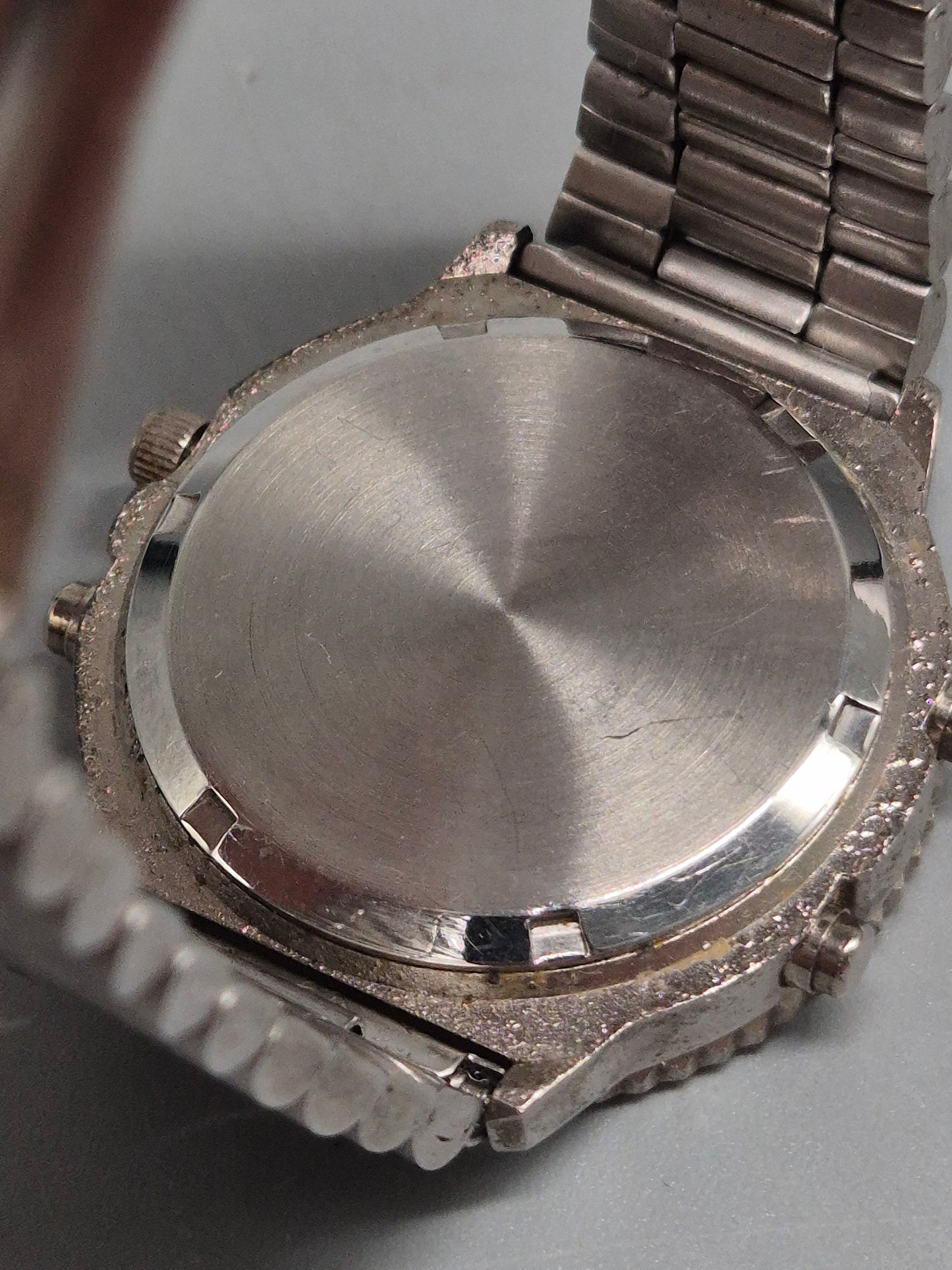 Camel Trophy Herren Uhr – Hybrid-Design mit Analog-Digital-Funktion