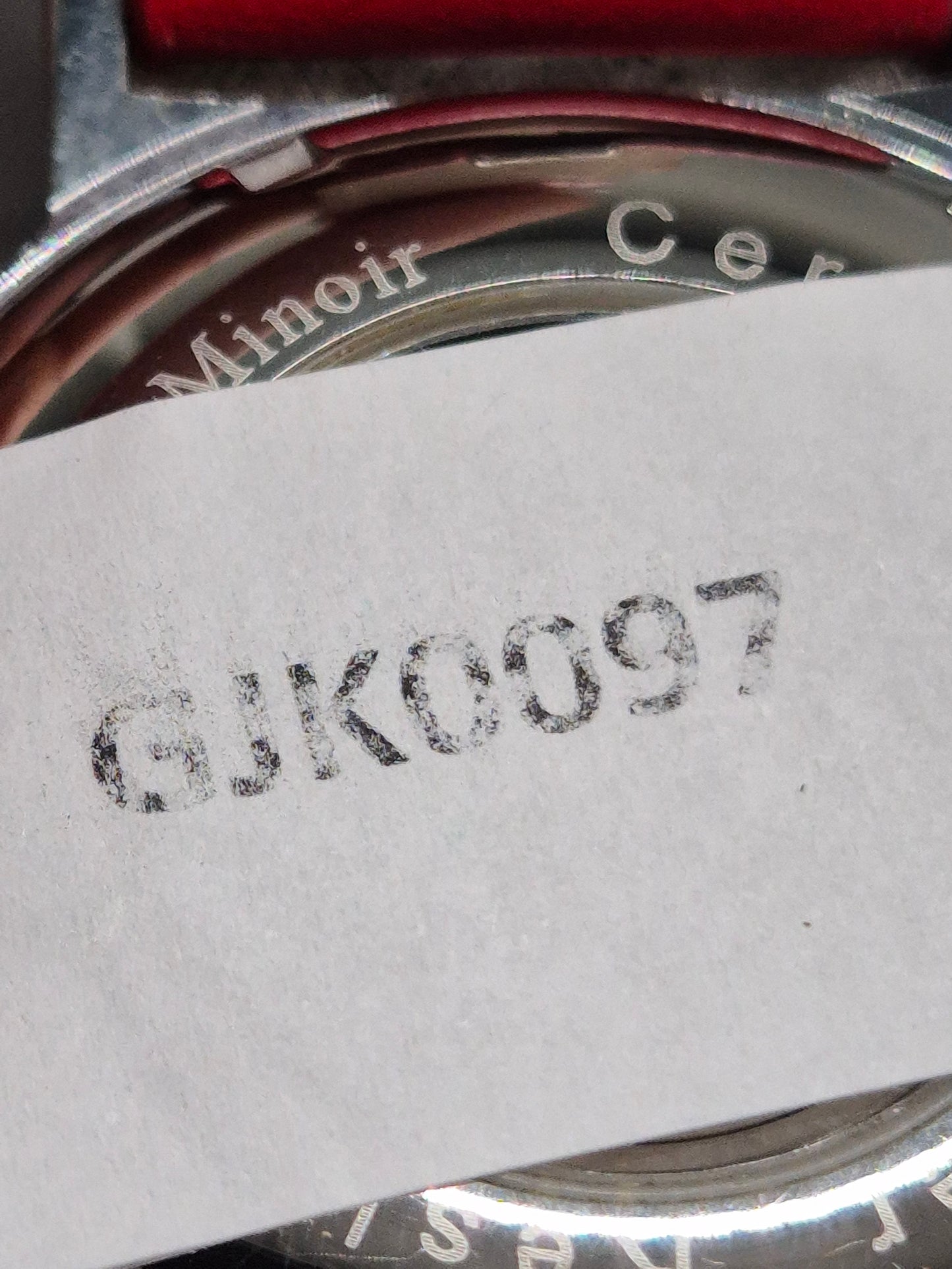 Minoir Herren Uhr – Automatik in Rot mit Datums- und Wochentagsanzeige