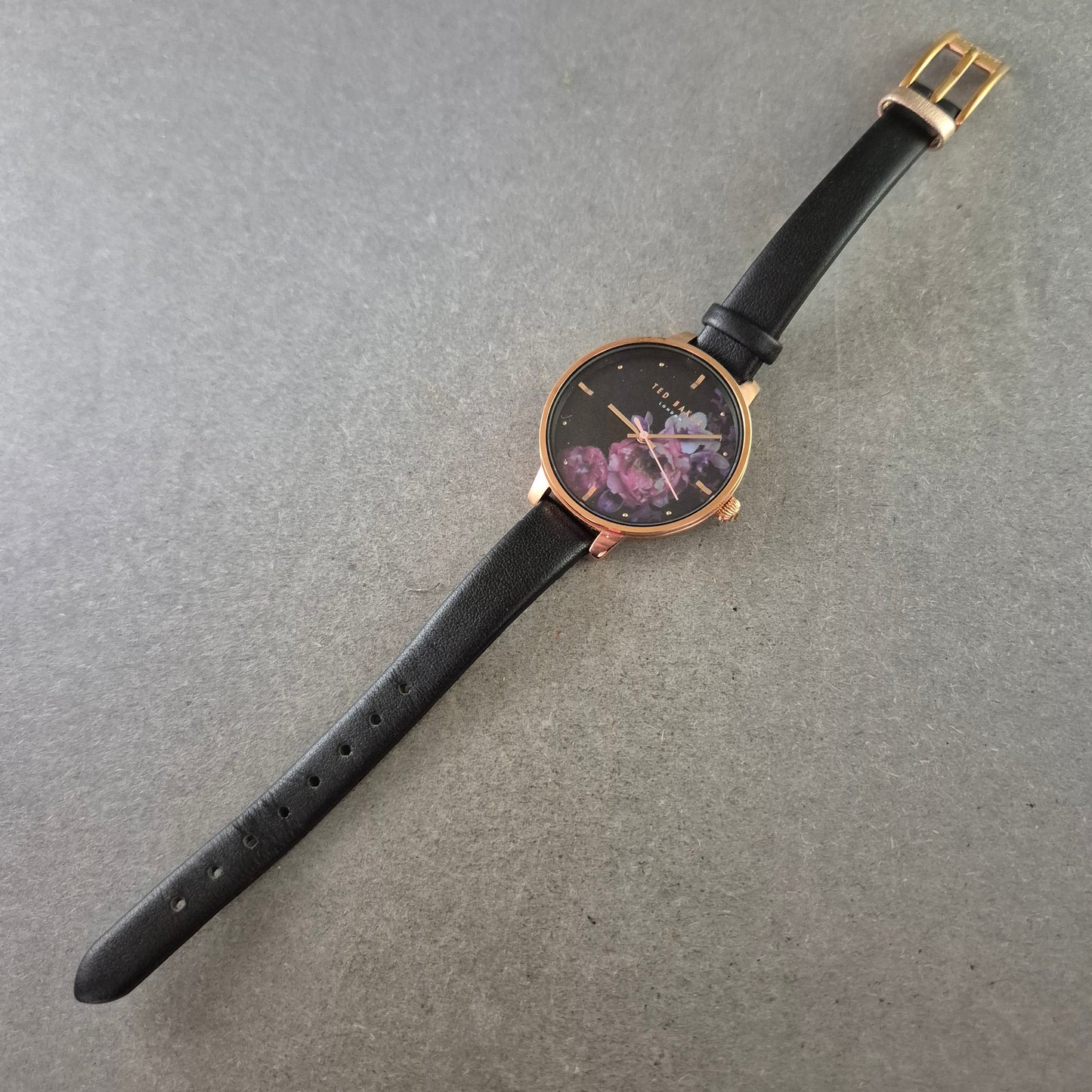 Ted Baker Damen Uhr – Roségold mit floralem Zifferblatt