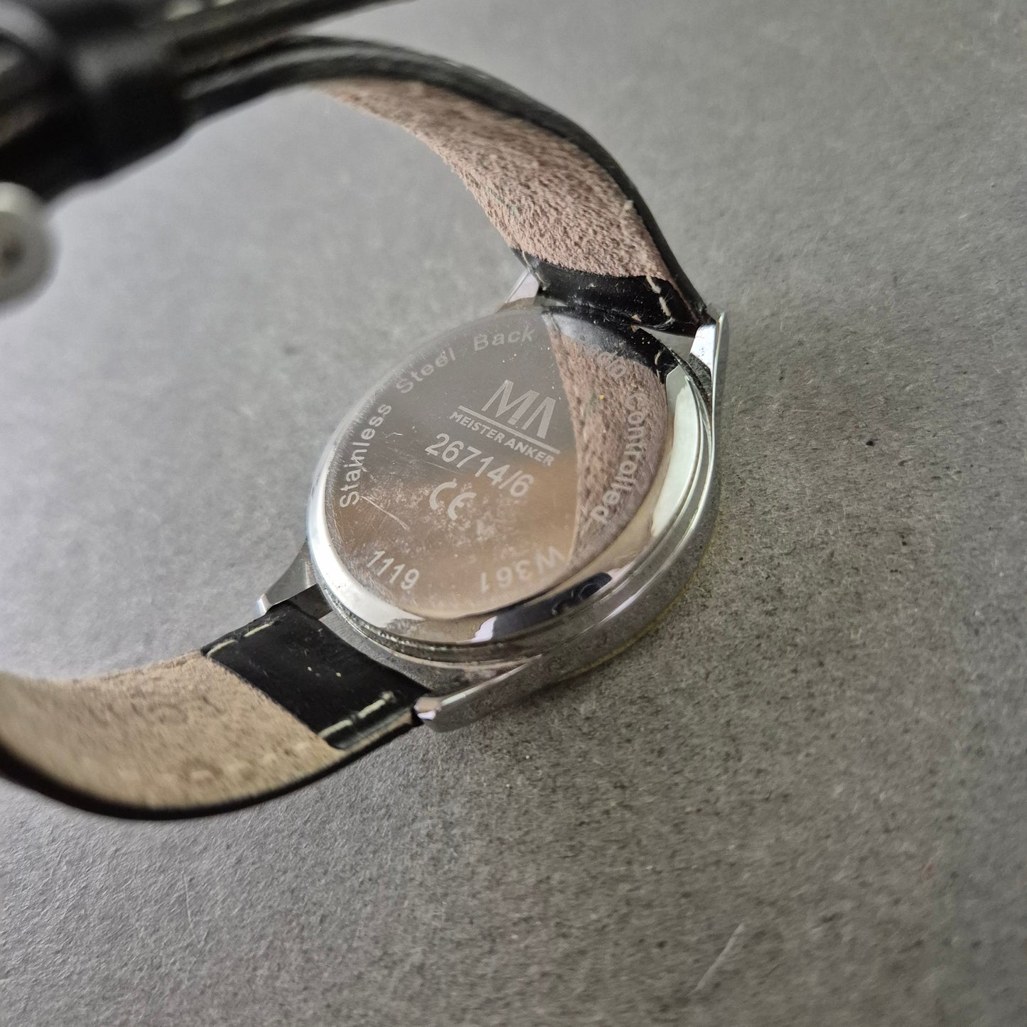 Meister Anker Herren Funkuhr – Lederarmband & Digitalanzeige