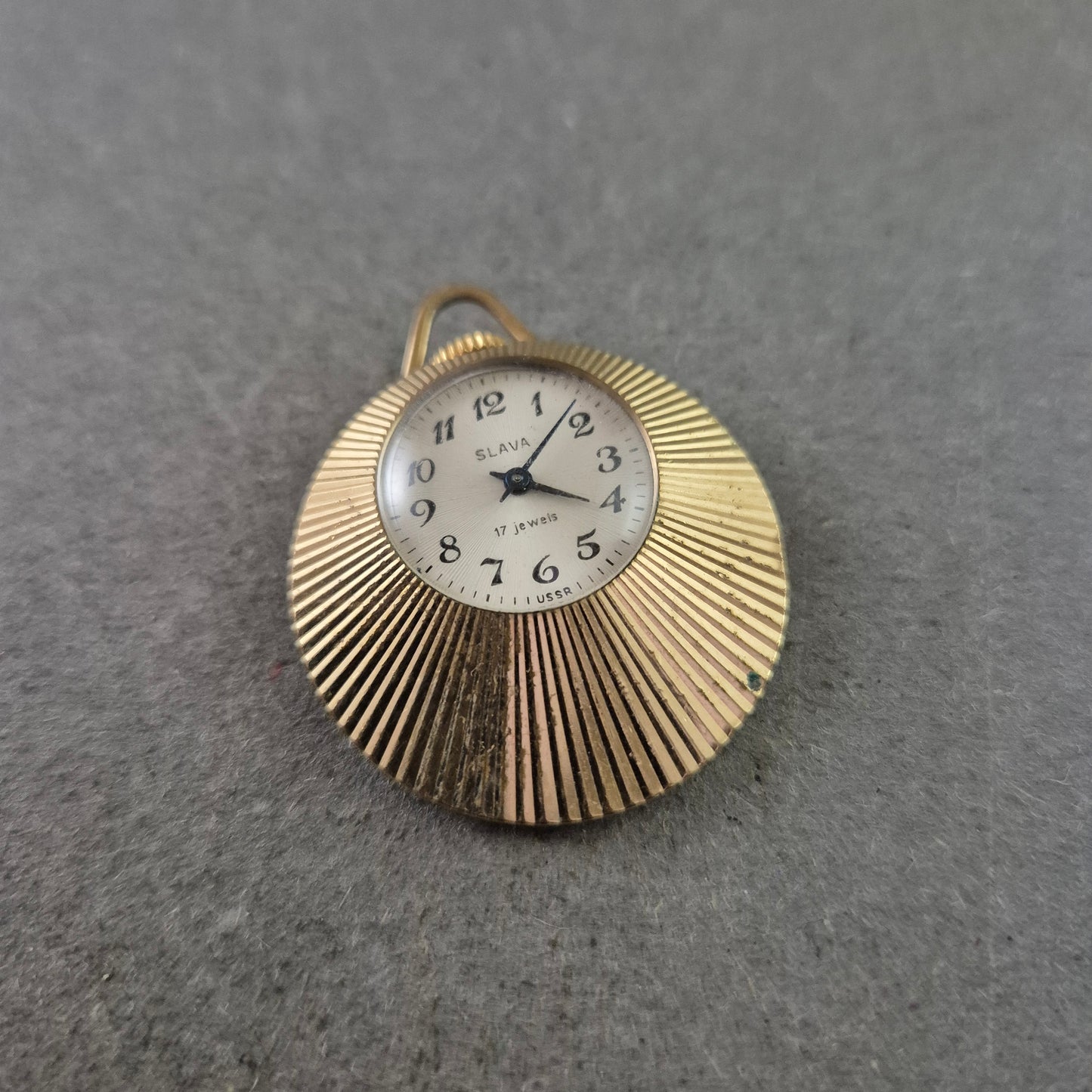 Slava Anhängeruhr – Vintage USSR Handaufzug 17 Jewels