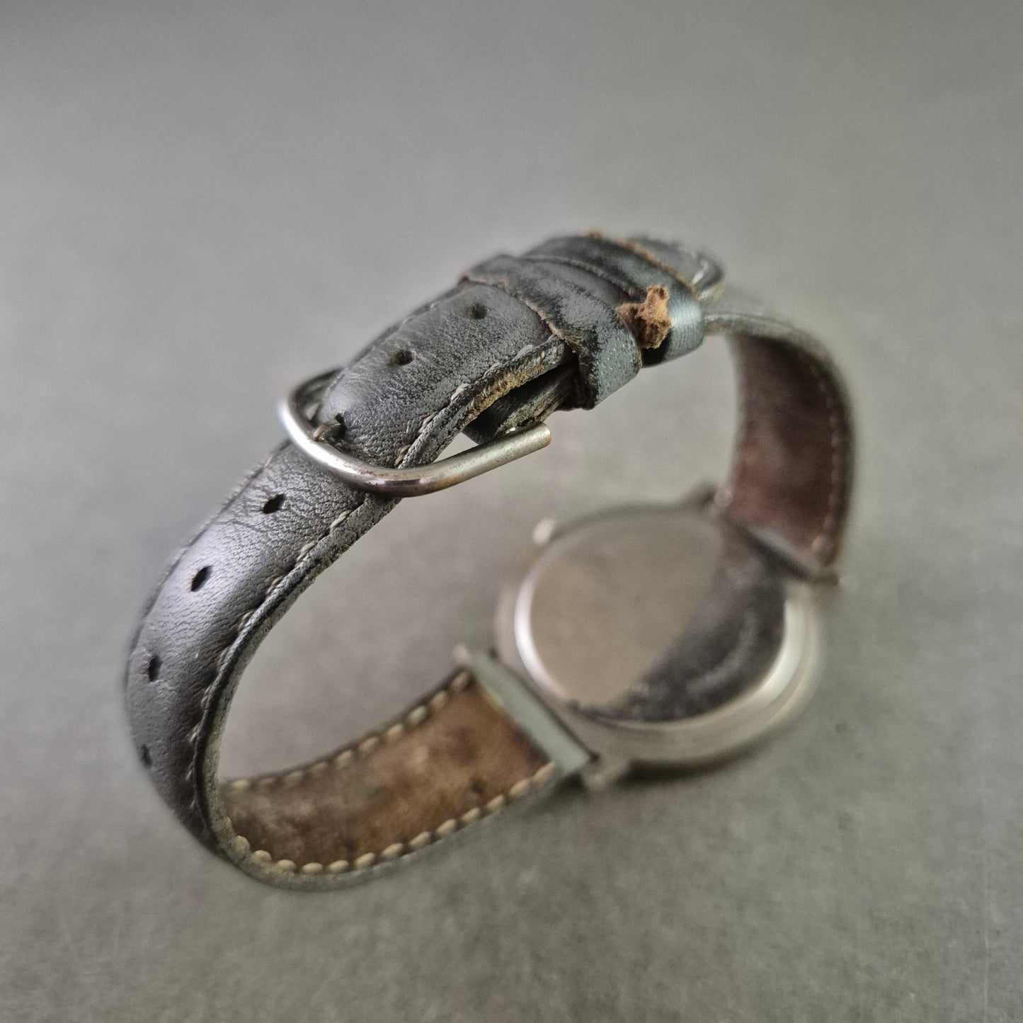 Minimalistische abart Herren Uhr – Schweizer Design mit Lederarmband