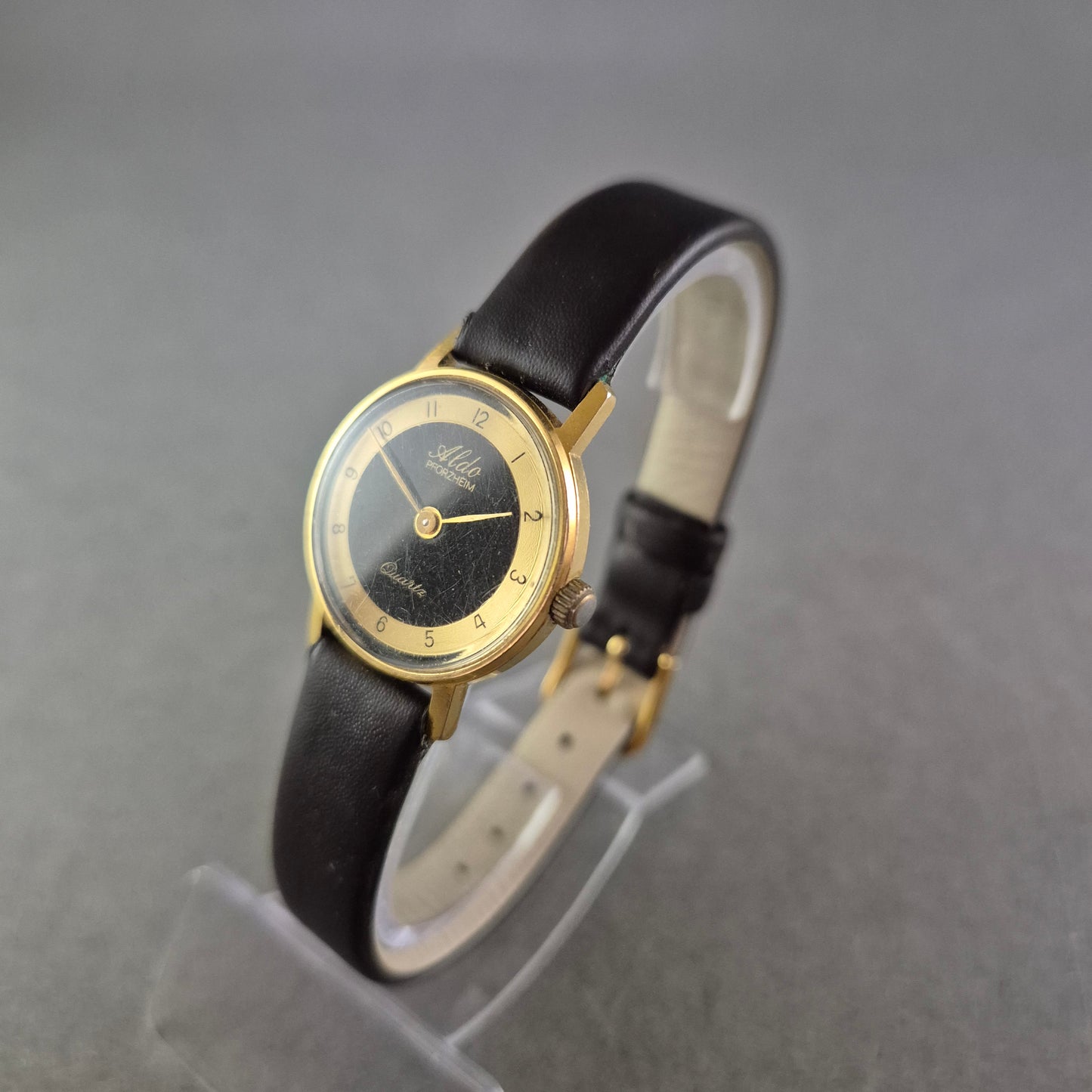 Klassische Aldo Pforzheim Damen Uhr – Eleganz im Retro-Stil