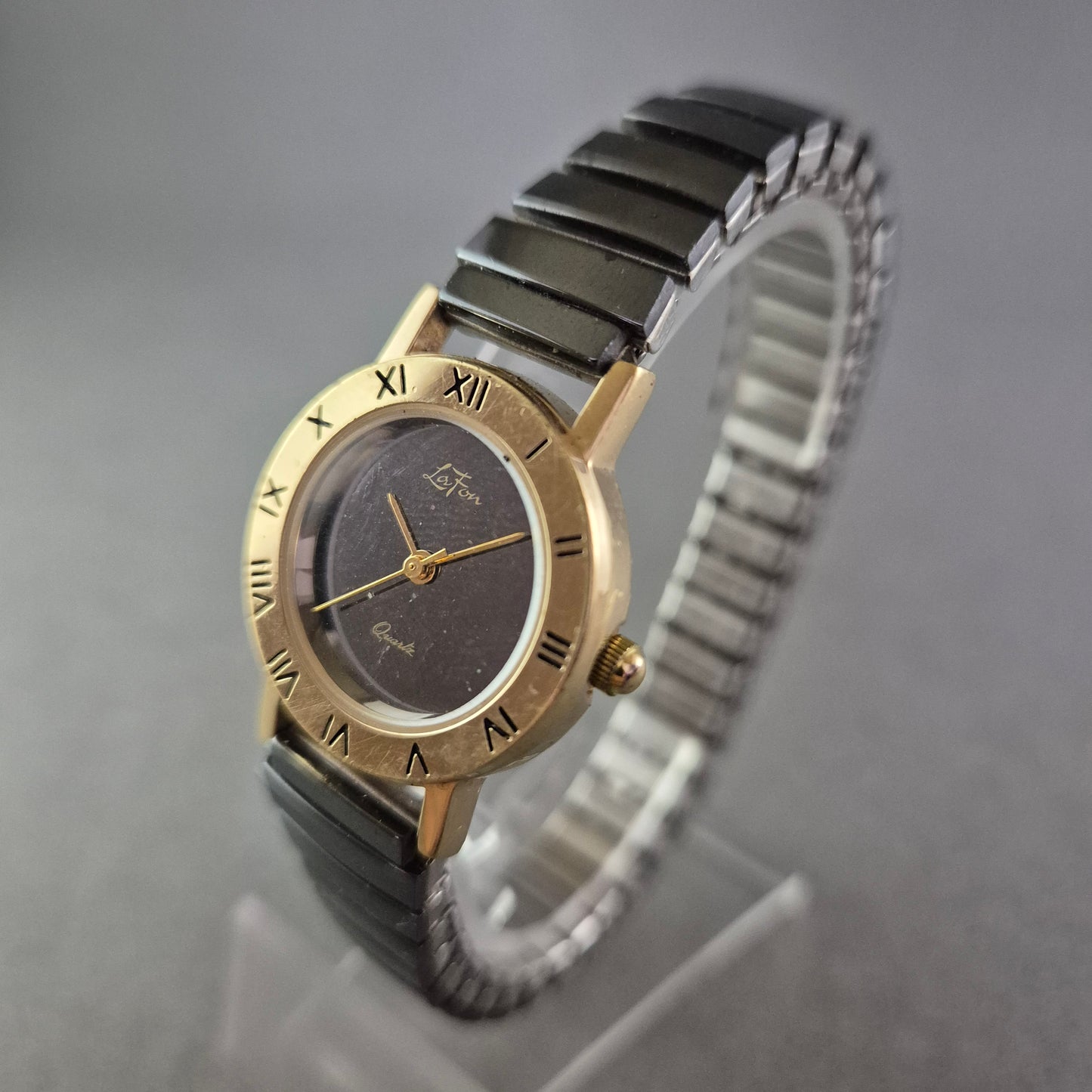 Klassische LeTon Damen Uhr – Eleganz mit römischen Ziffern